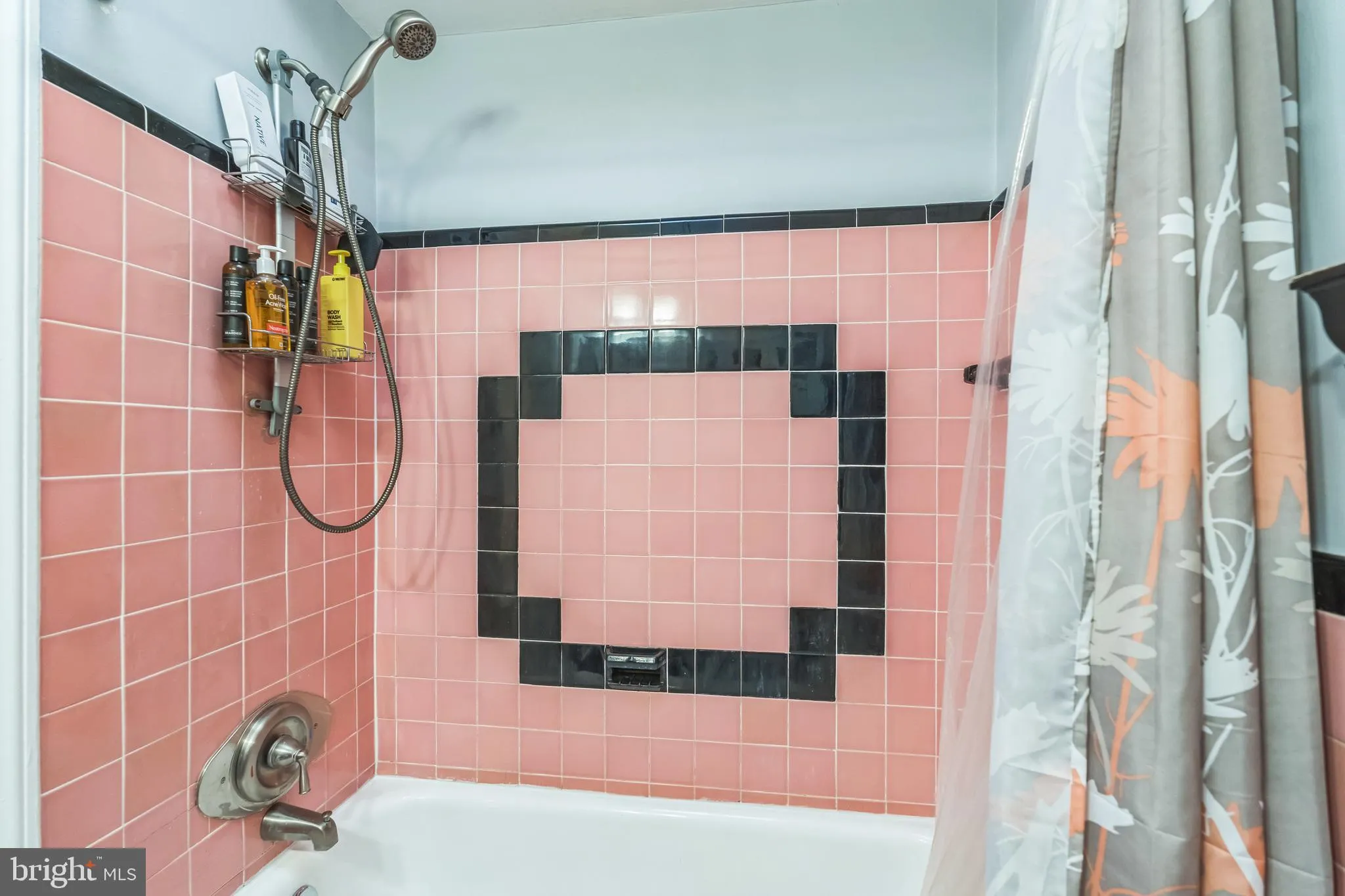 Clifton Heights, Pennsylvania 19018, United States, 3 Bedrooms Bedrooms, ,1 BathroomBathrooms,Residential,Pending,109734