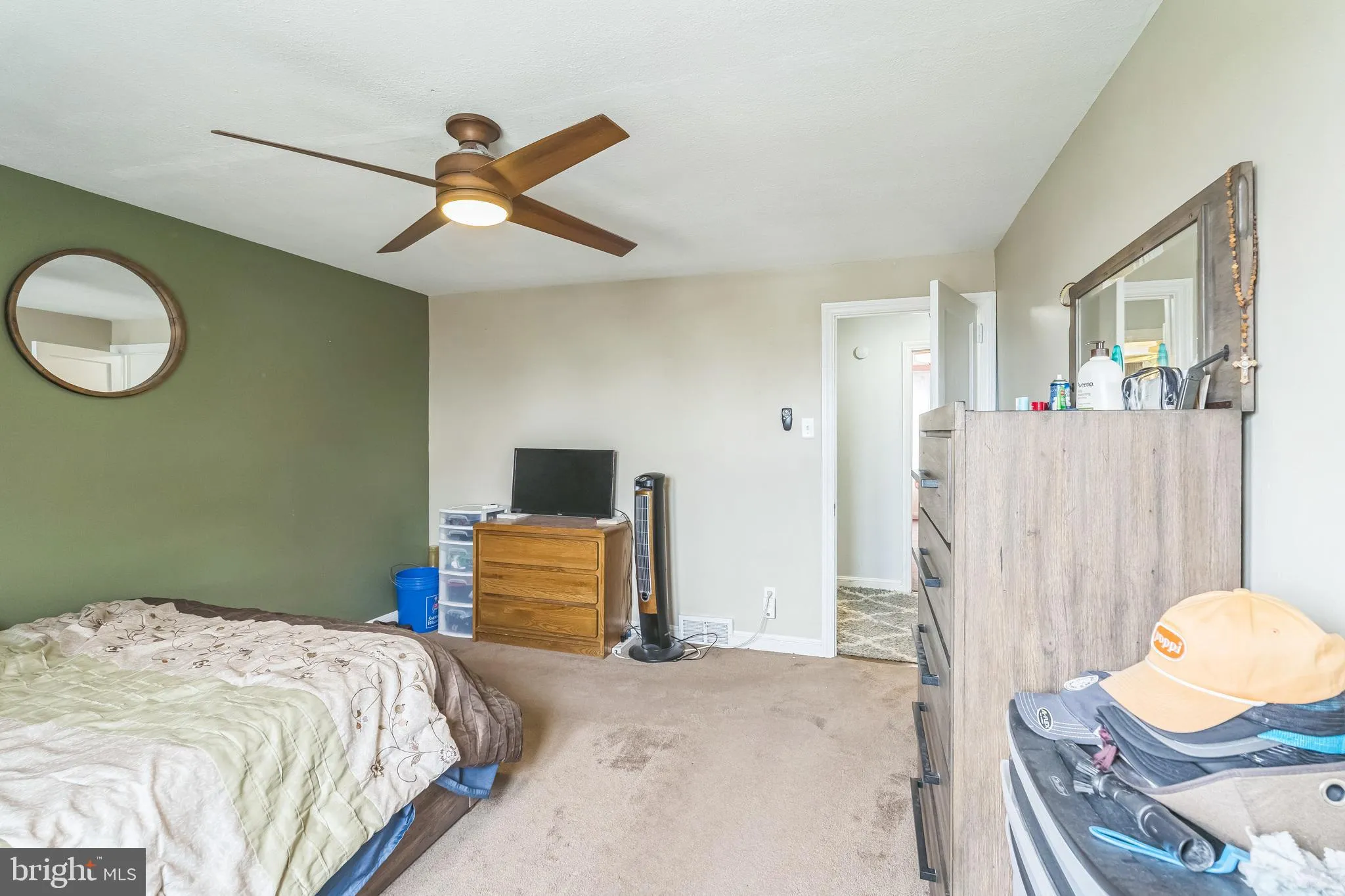 Clifton Heights, Pennsylvania 19018, United States, 3 Bedrooms Bedrooms, ,1 BathroomBathrooms,Residential,Pending,109734