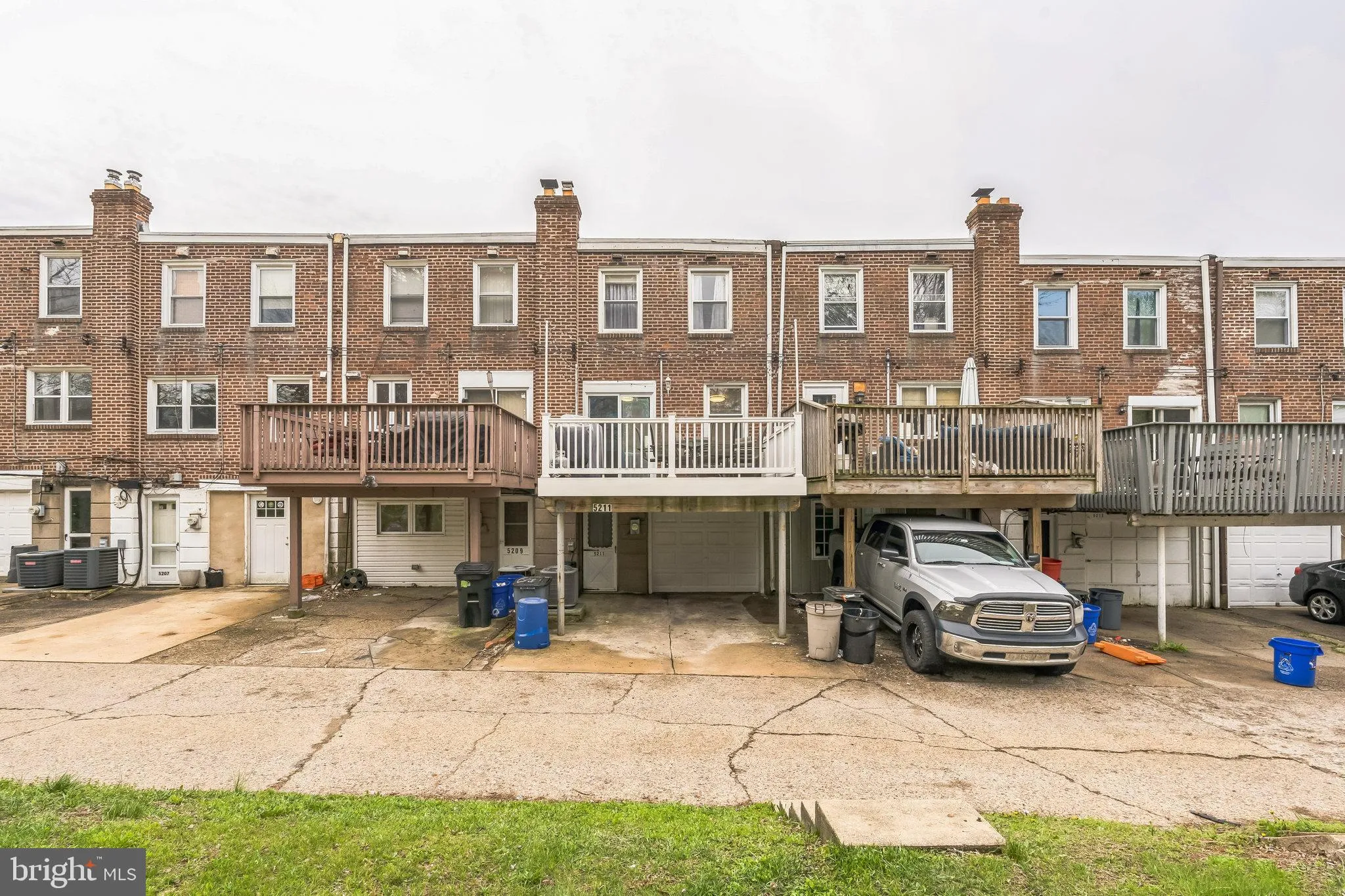 Clifton Heights, Pennsylvania 19018, United States, 3 Bedrooms Bedrooms, ,1 BathroomBathrooms,Residential,Pending,109734