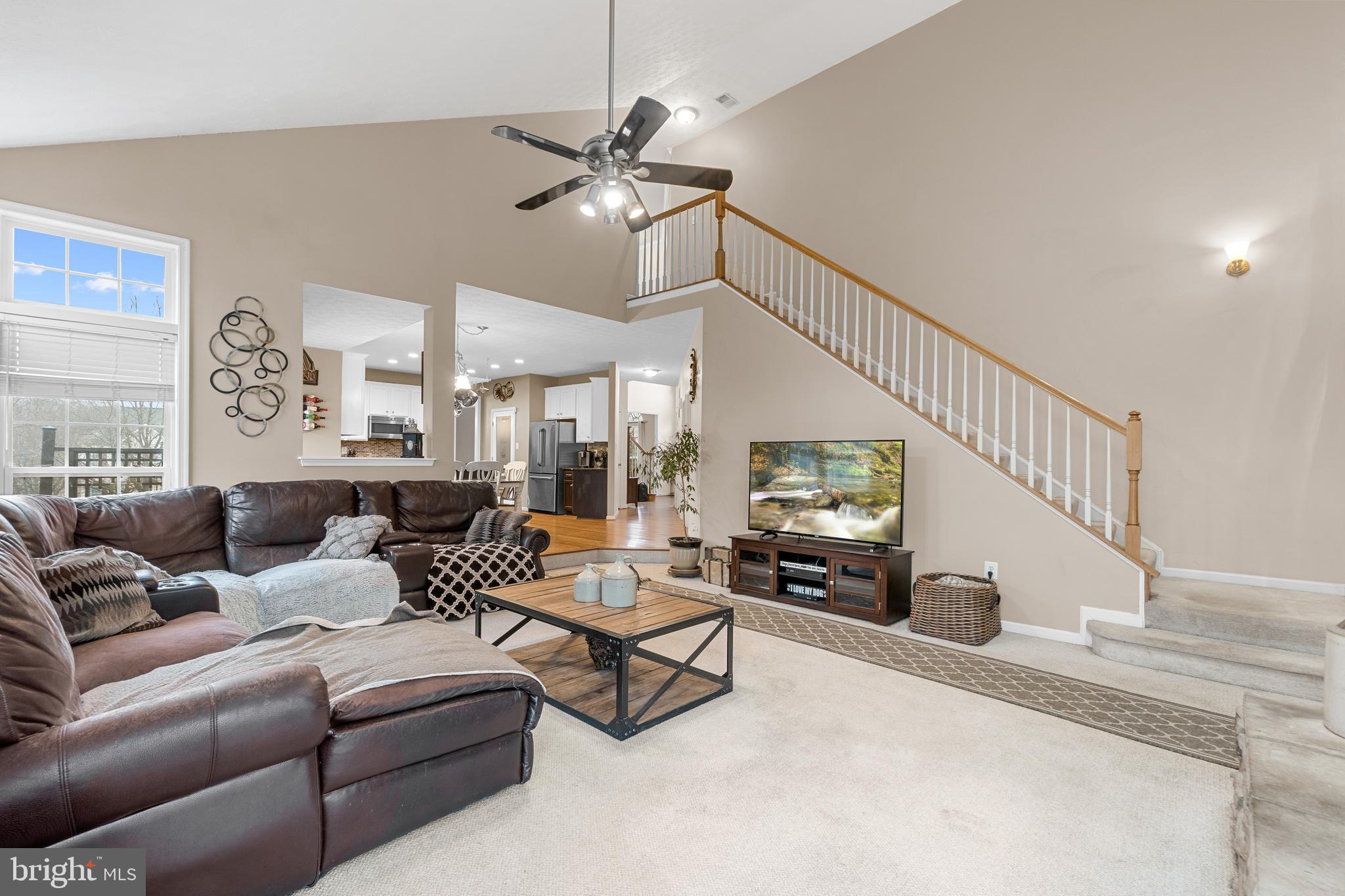 SPRING RIDGE - Residential