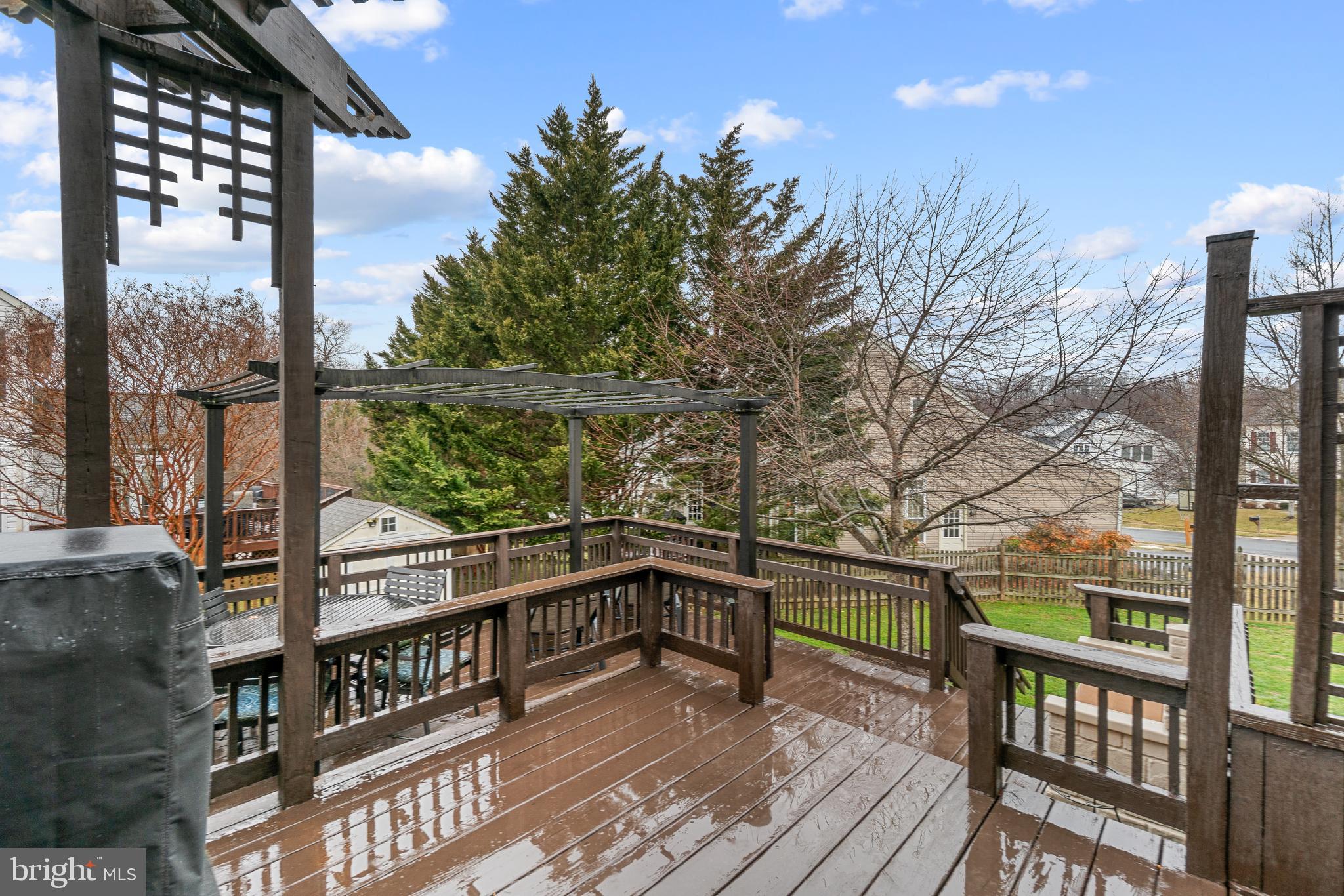 SPRING RIDGE - Residential