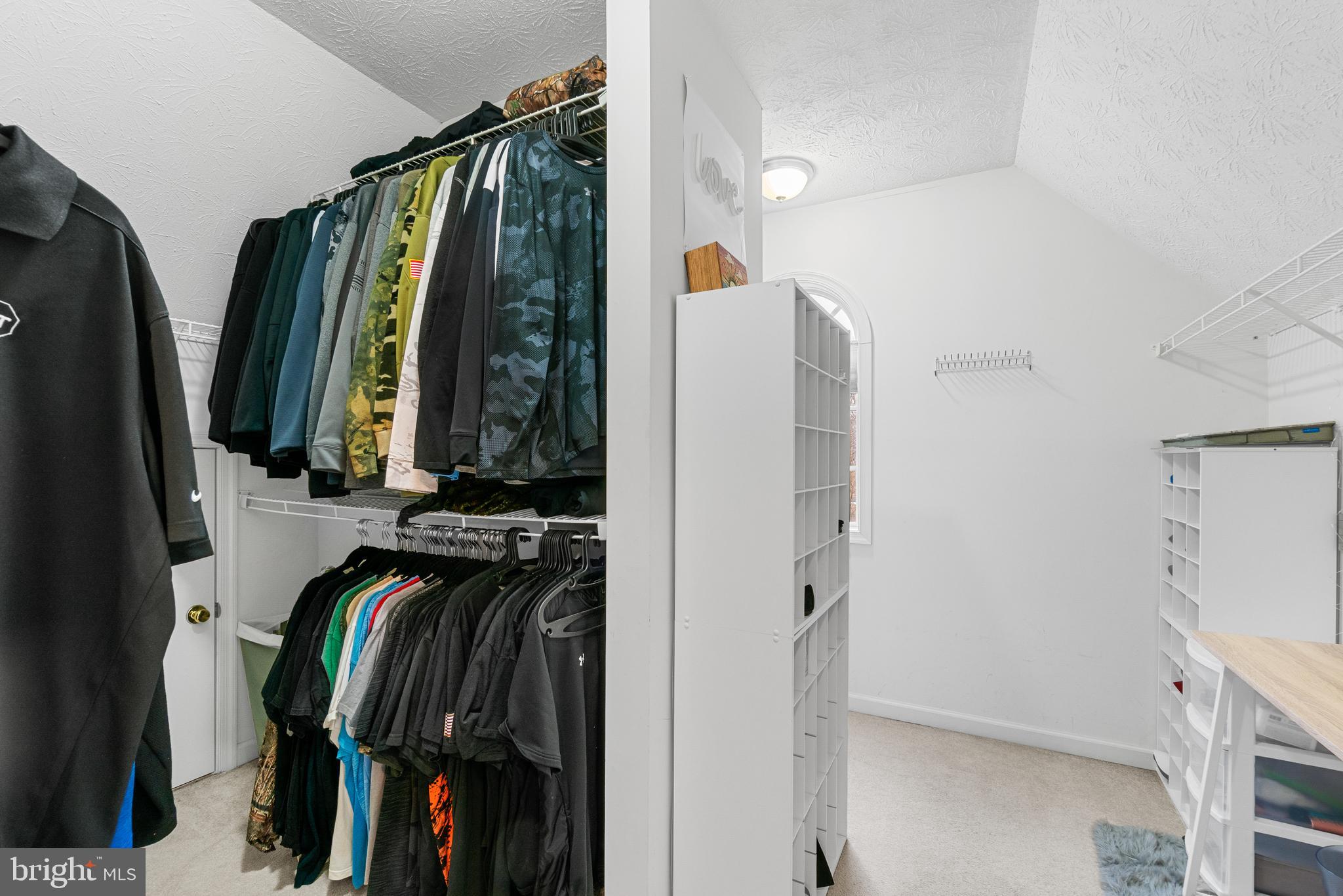 SPRING RIDGE - Residential