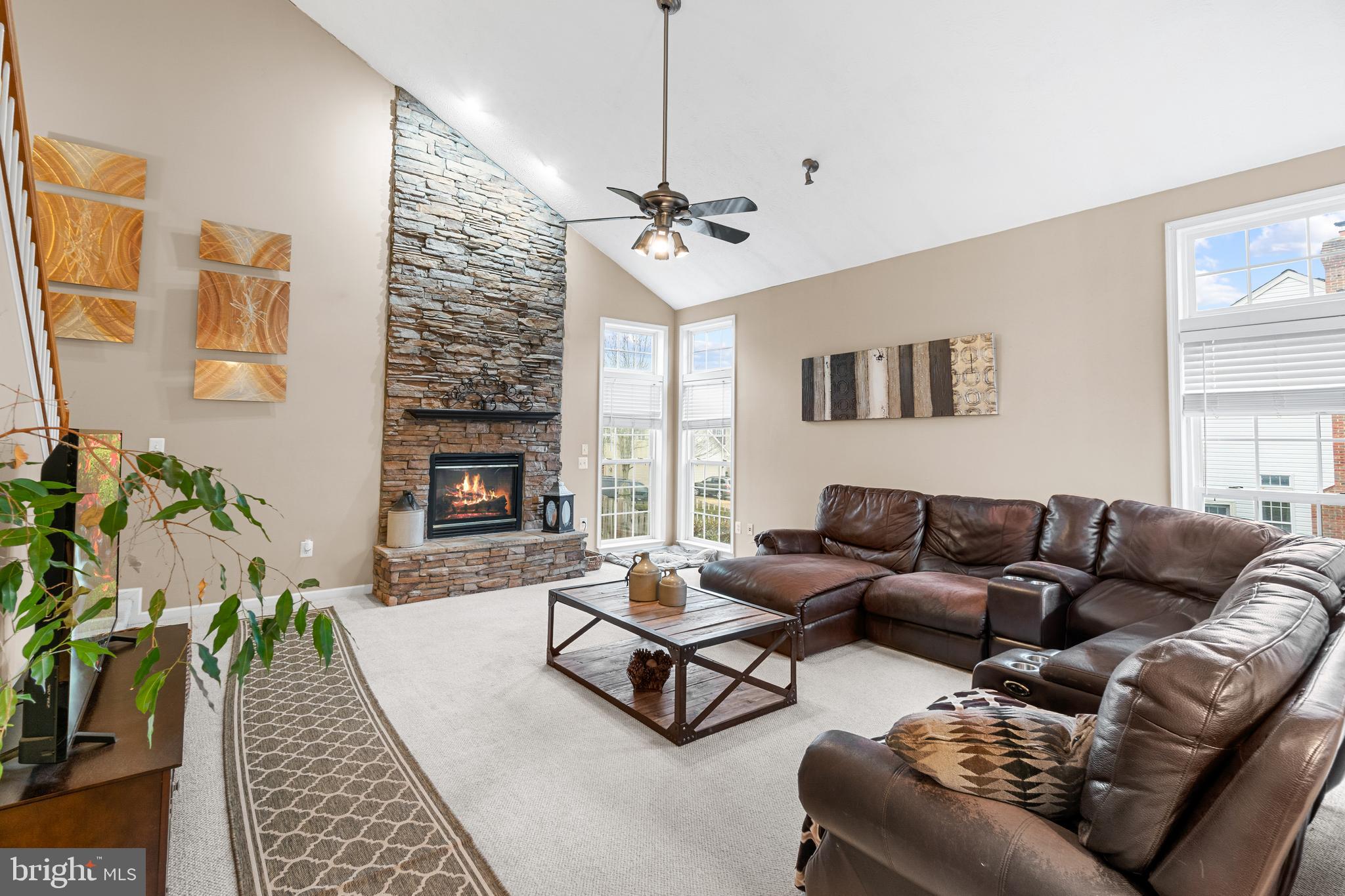 SPRING RIDGE - Residential