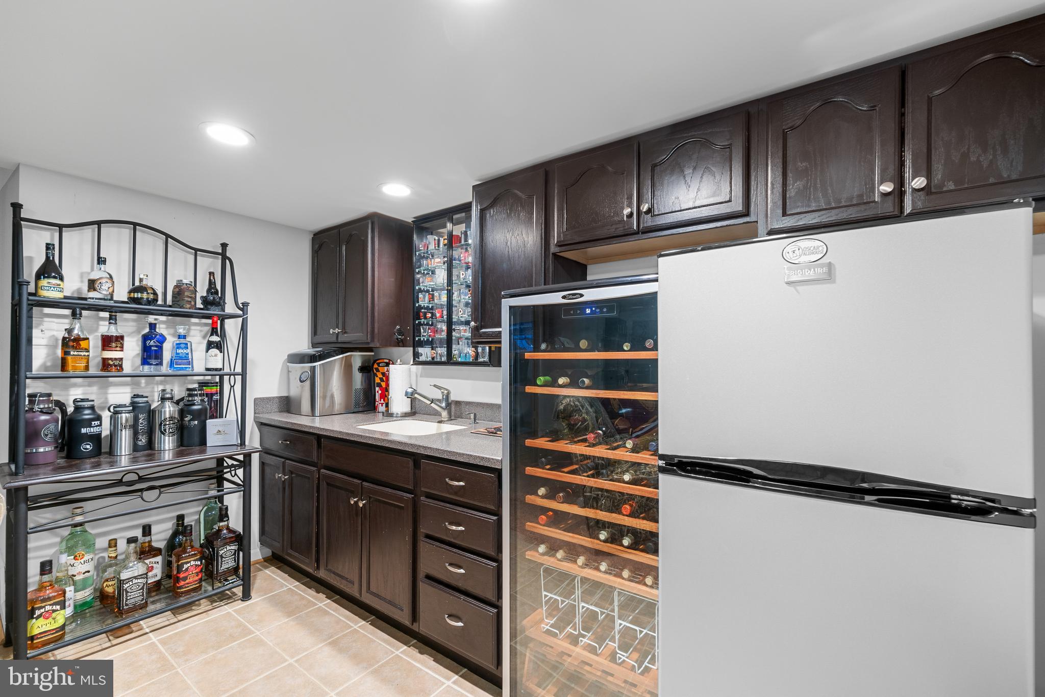 SPRING RIDGE - Residential