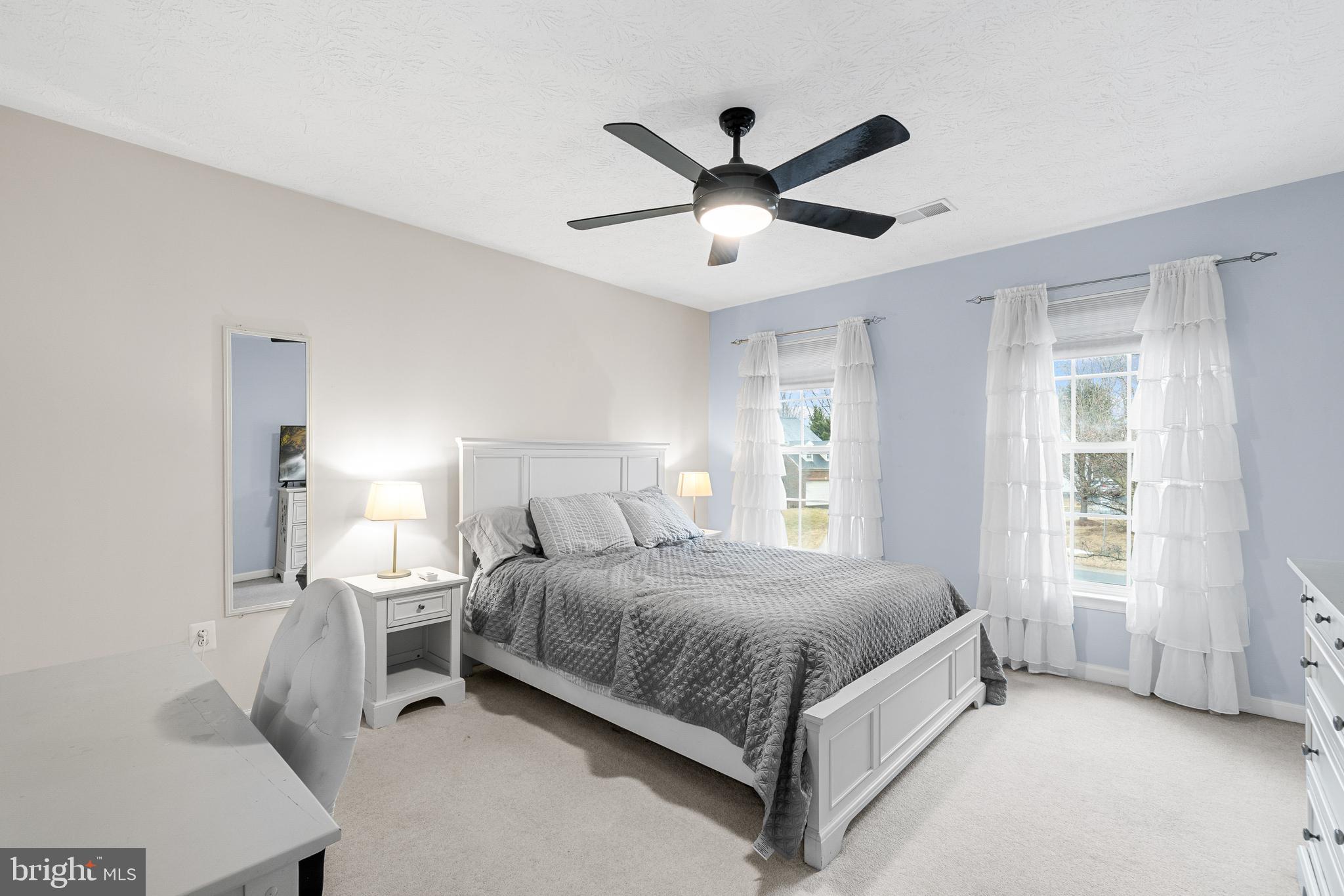 SPRING RIDGE - Residential