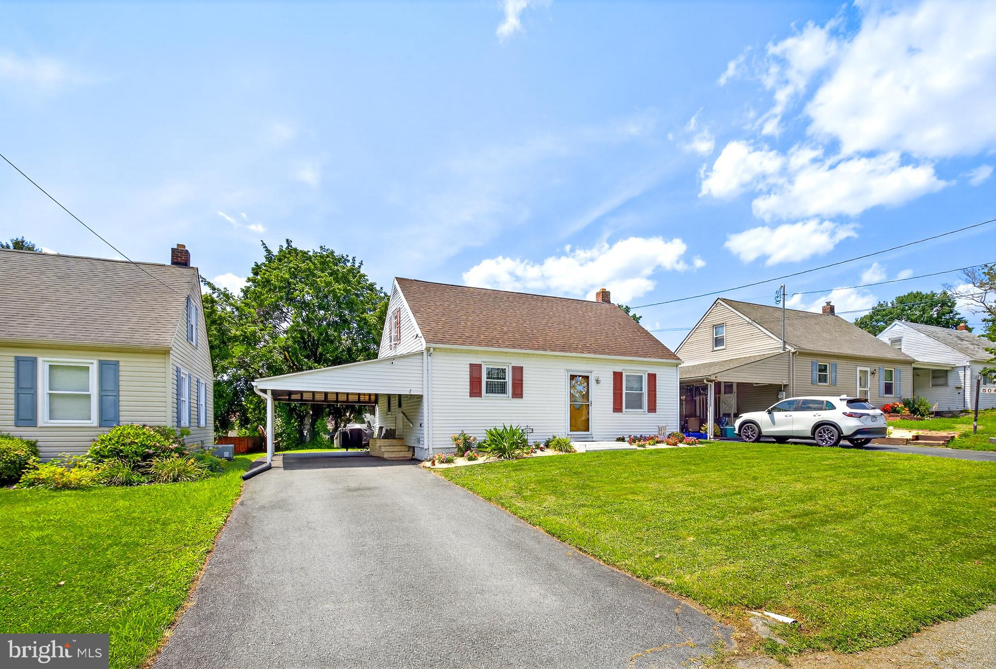 This home is located on a dead-end street in a quiet neighborhood in Hempfield School Districts which means no pass thru traffic to deal with! This property is packed with awesome features. Inside you’ll find granite countertops, hardwood floors, central air and much more. The climate-controlled basement offers tons of bonus space currently used as a den, gym and game room (plus more room for storage). Outside you’ll find a large, flat back yard that’s perfect for entertaining and relaxing. This home is minutes from grocery shopping, dining and more. Reach out to us today to schedule a showing!