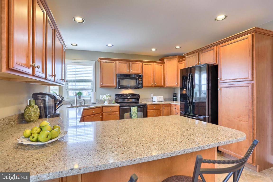 HEMPFIELD CROSSING - Residential