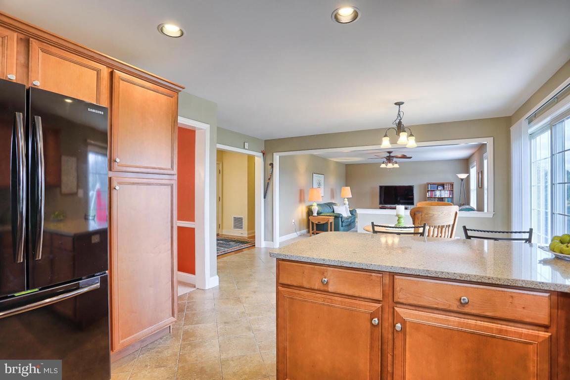 HEMPFIELD CROSSING - Residential