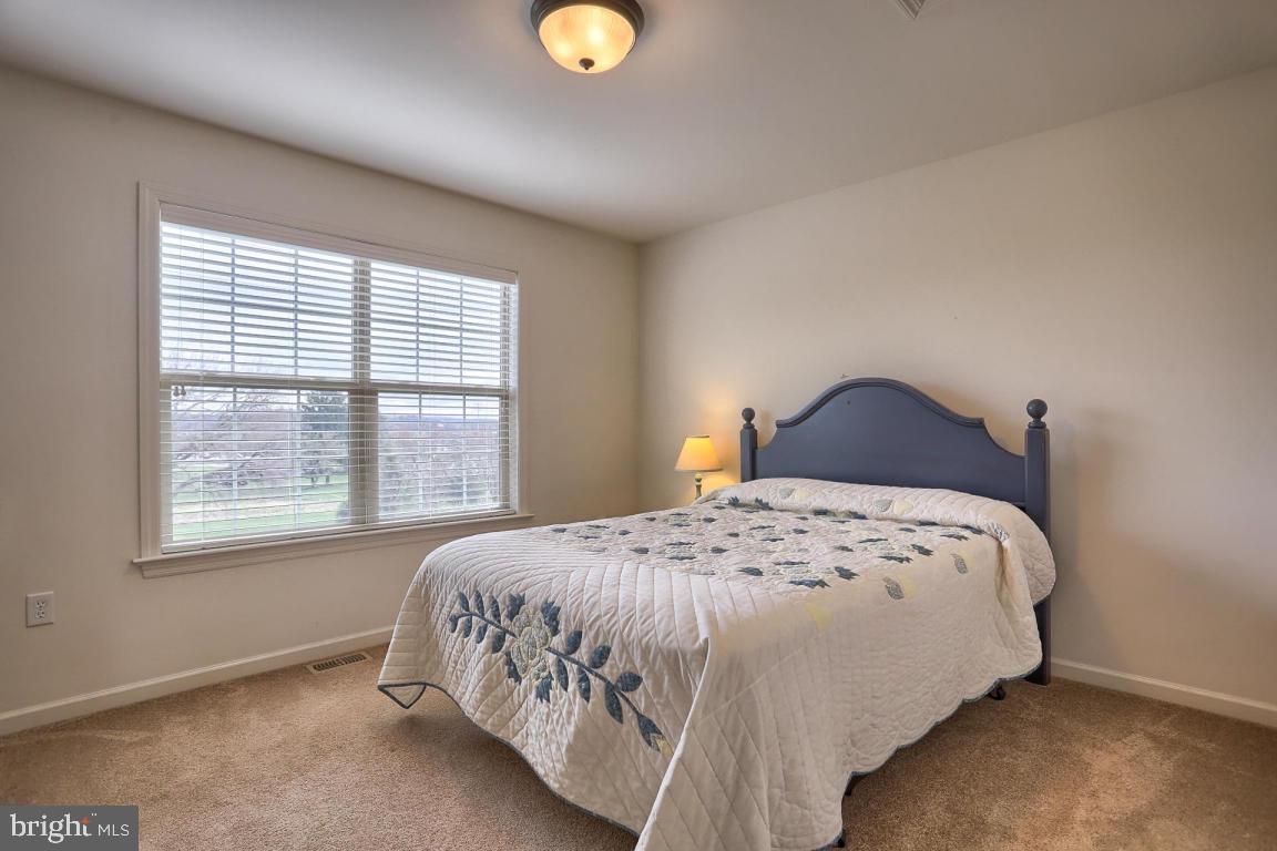 HEMPFIELD CROSSING - Residential