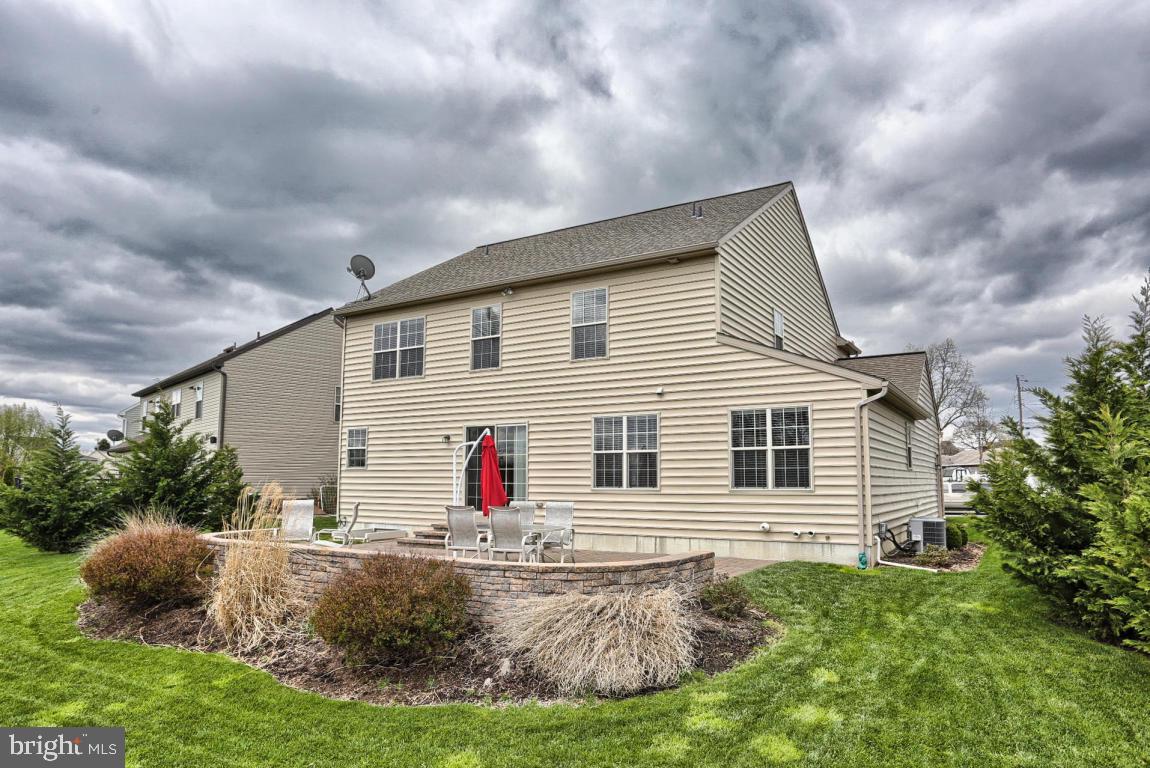 HEMPFIELD CROSSING - Residential