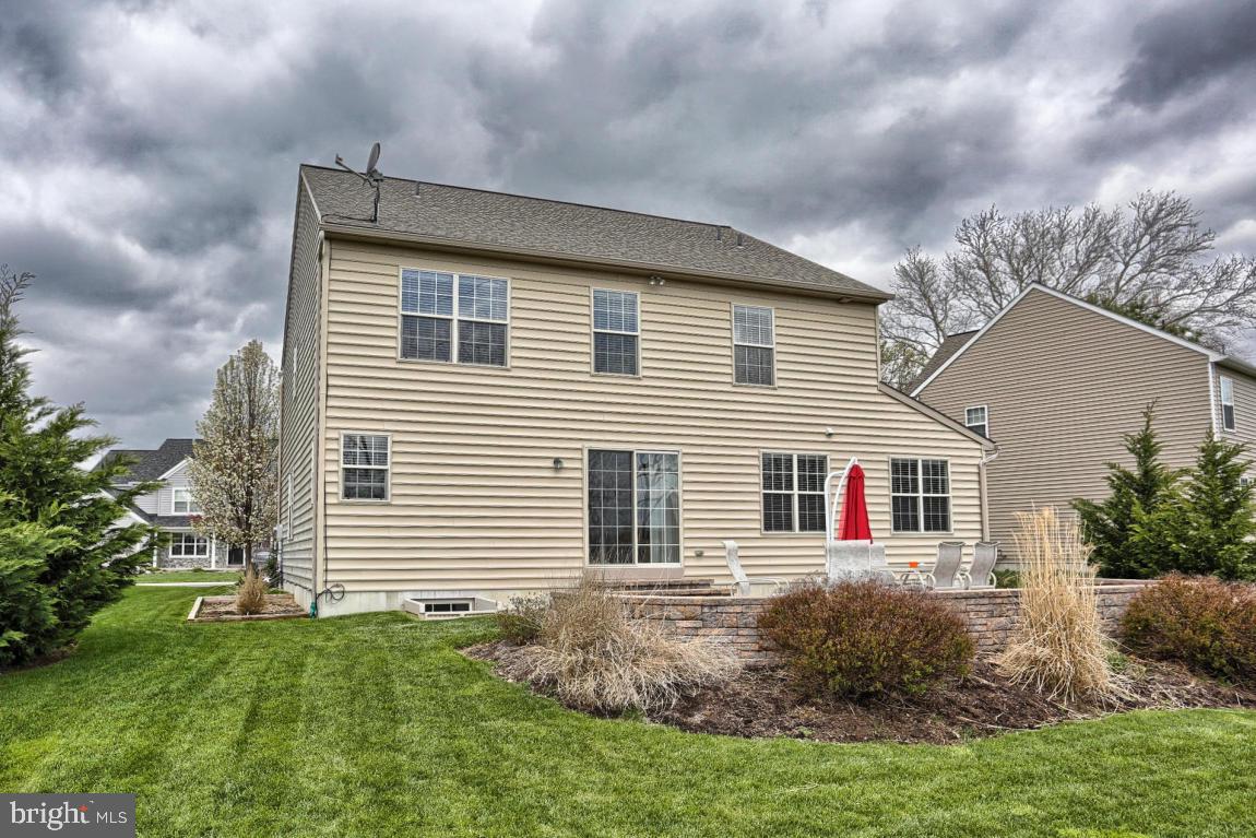 HEMPFIELD CROSSING - Residential