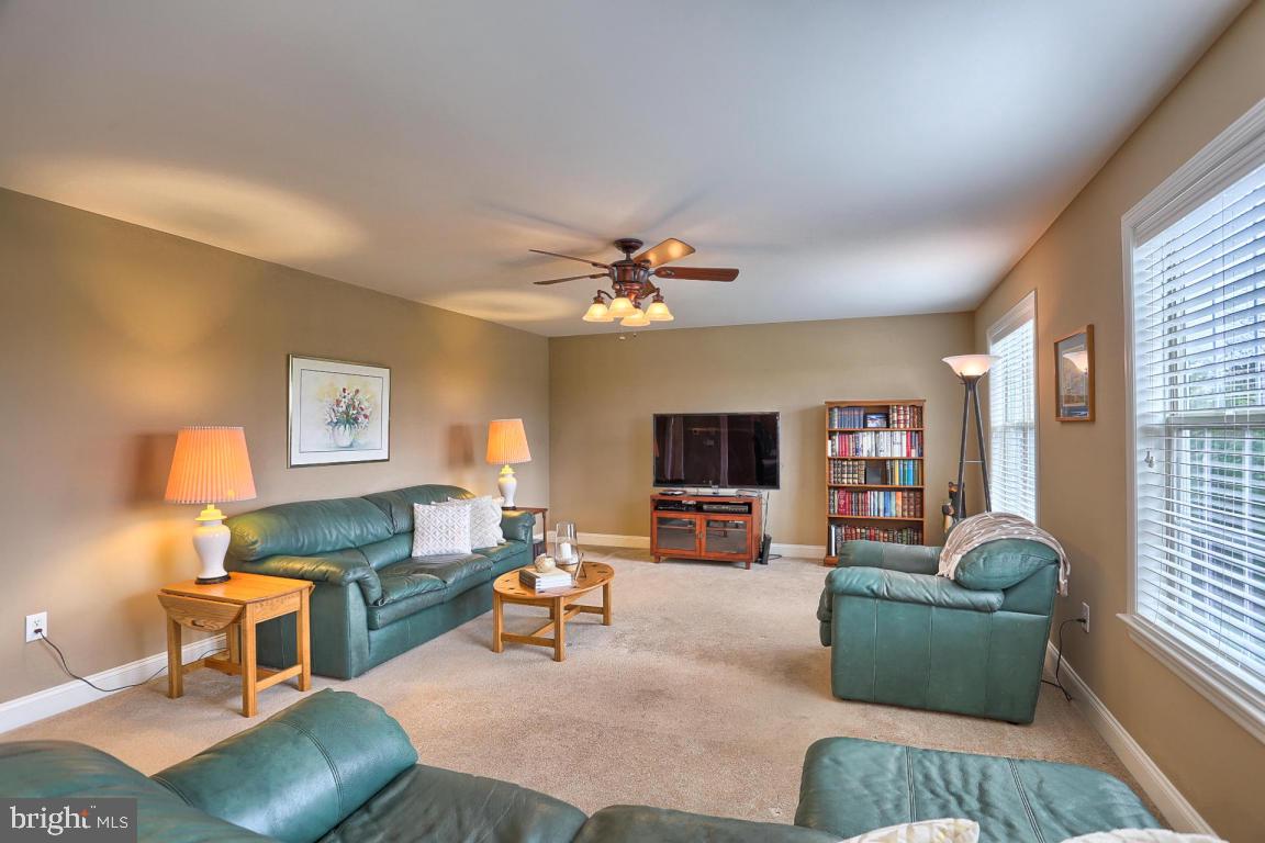 HEMPFIELD CROSSING - Residential