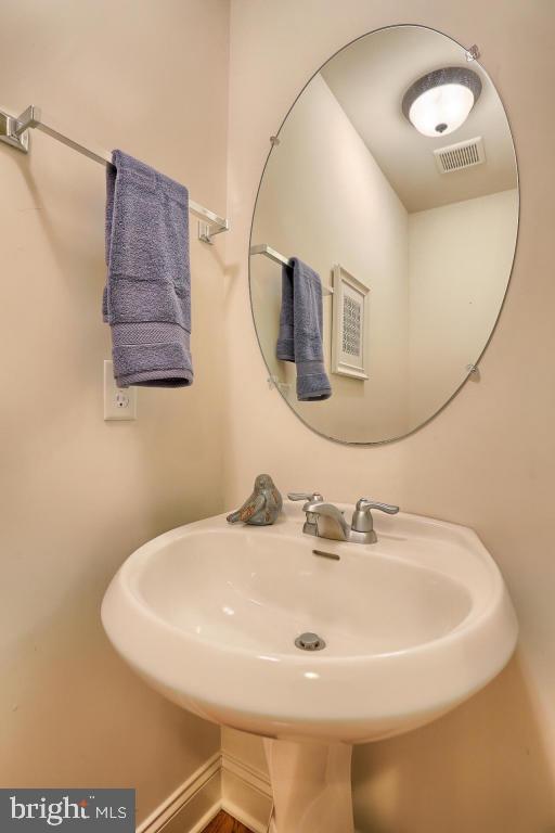 HEMPFIELD CROSSING - Residential