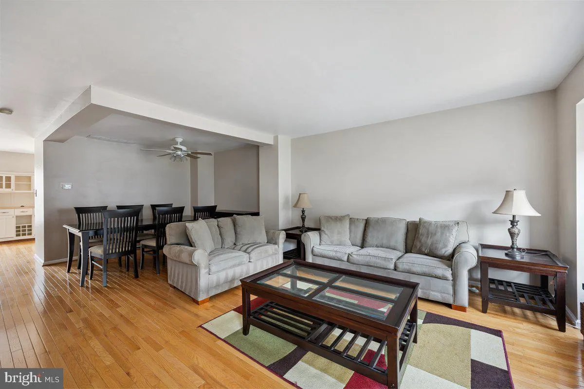 Marlton, New Jersey 08053, United States, 3 Bedrooms Bedrooms, ,4 BathroomsBathrooms,Residential,Active,156824