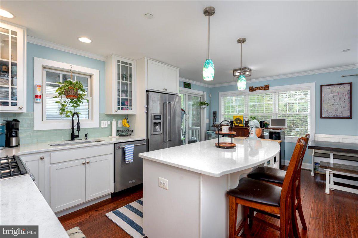 MURRAY HILL - Residential
