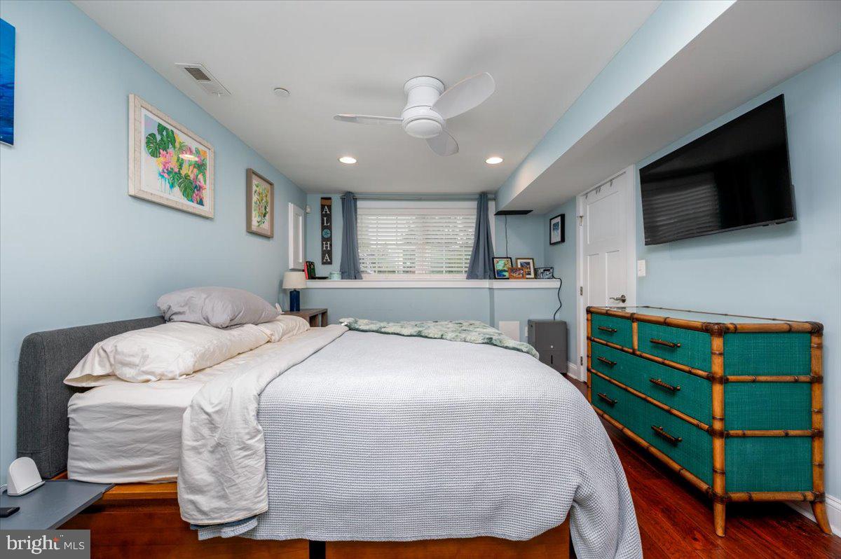 MURRAY HILL - Residential