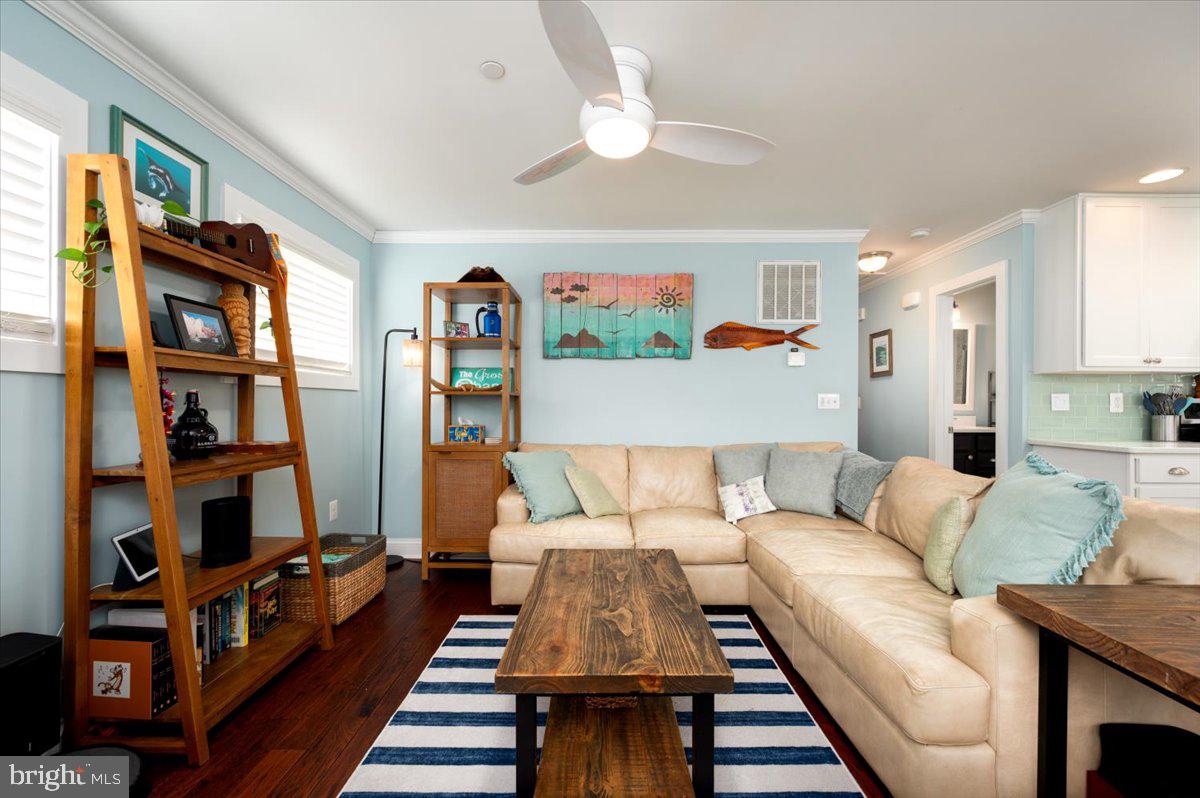 MURRAY HILL - Residential