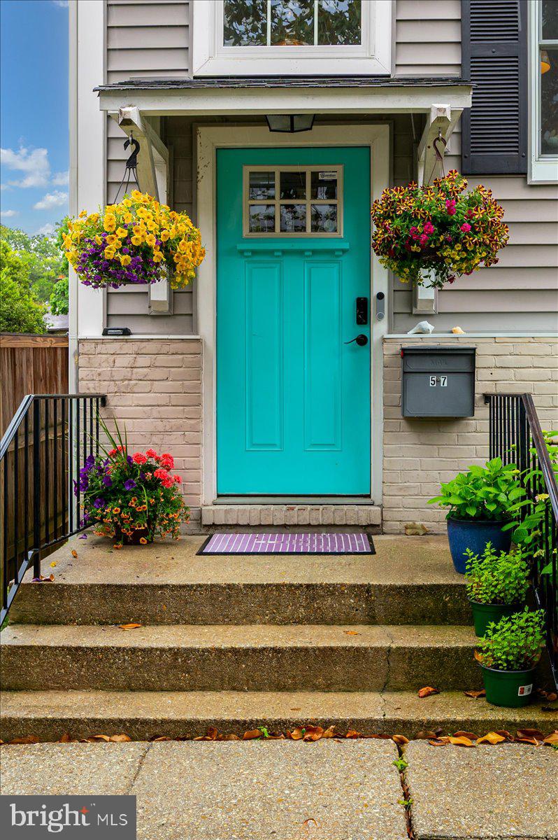 MURRAY HILL - Residential