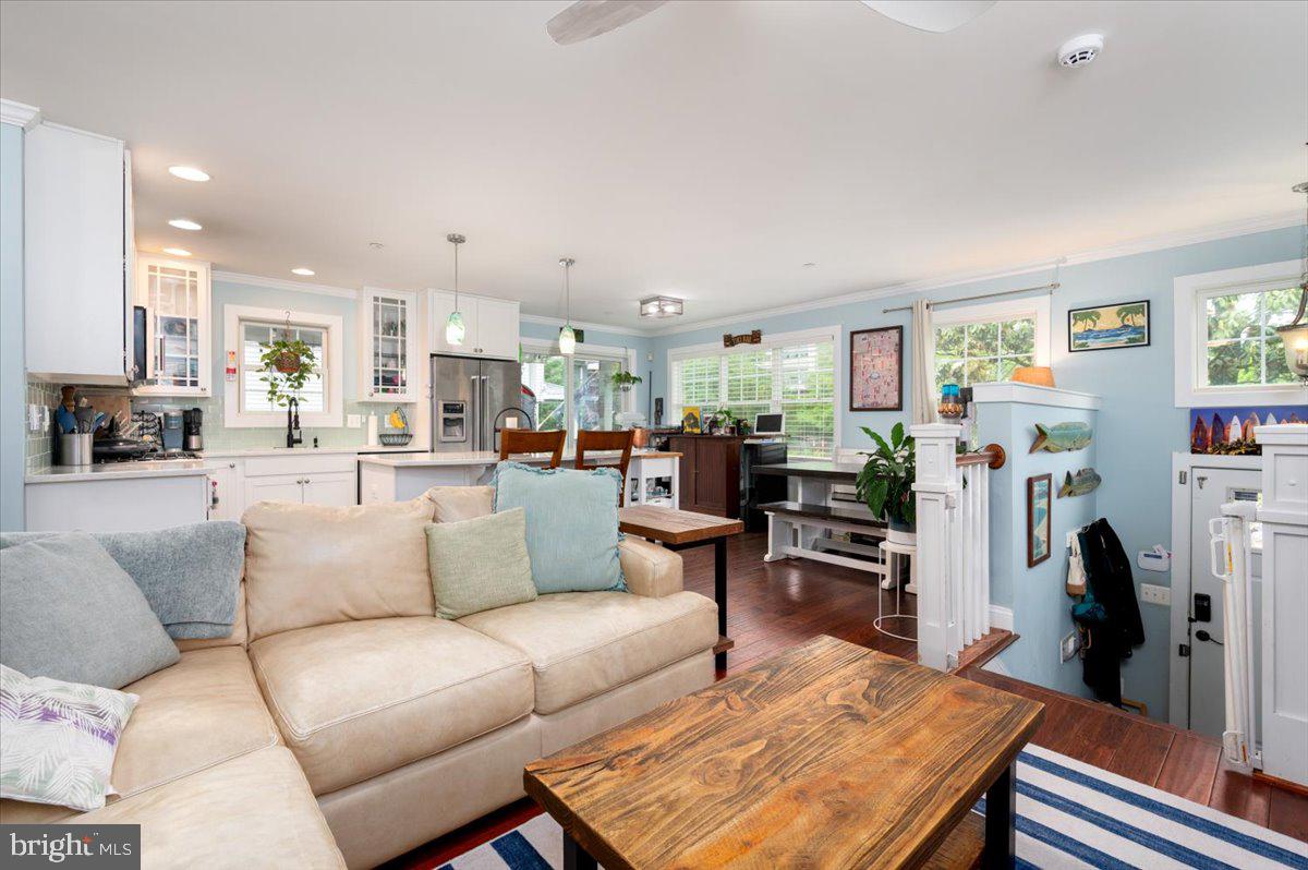 MURRAY HILL - Residential