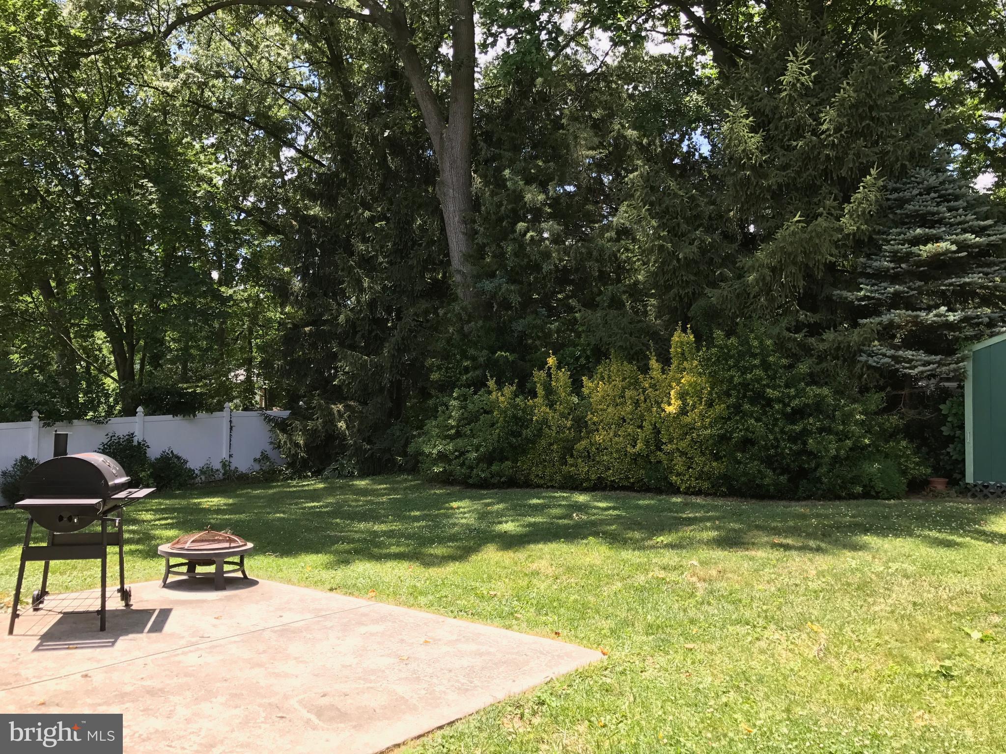 STONEWALL MANOR - Residential