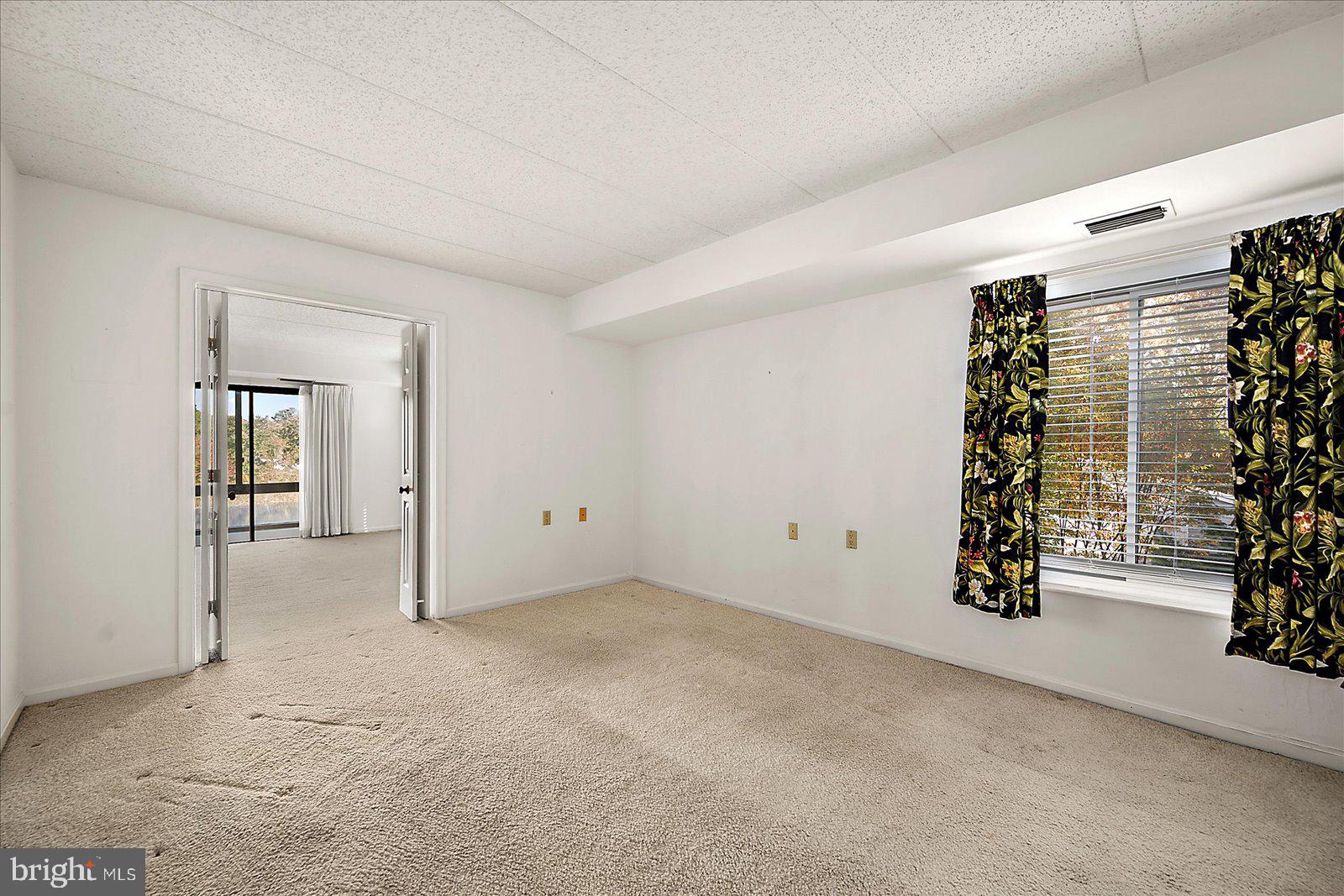 CANAL WOODS III - Residential