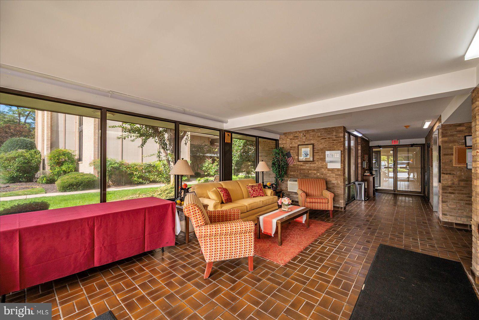 CANAL WOODS III - Residential