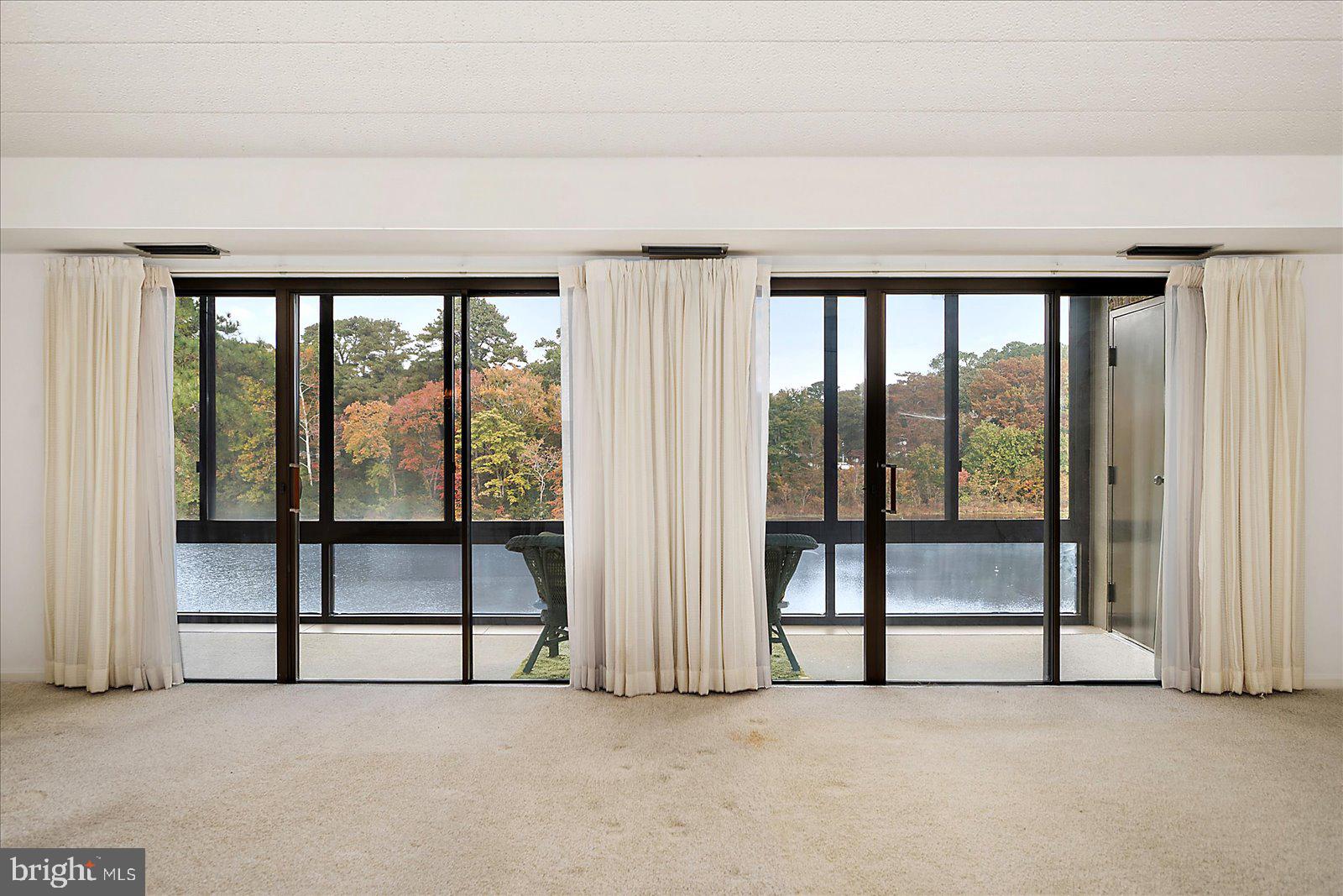 CANAL WOODS III - Residential