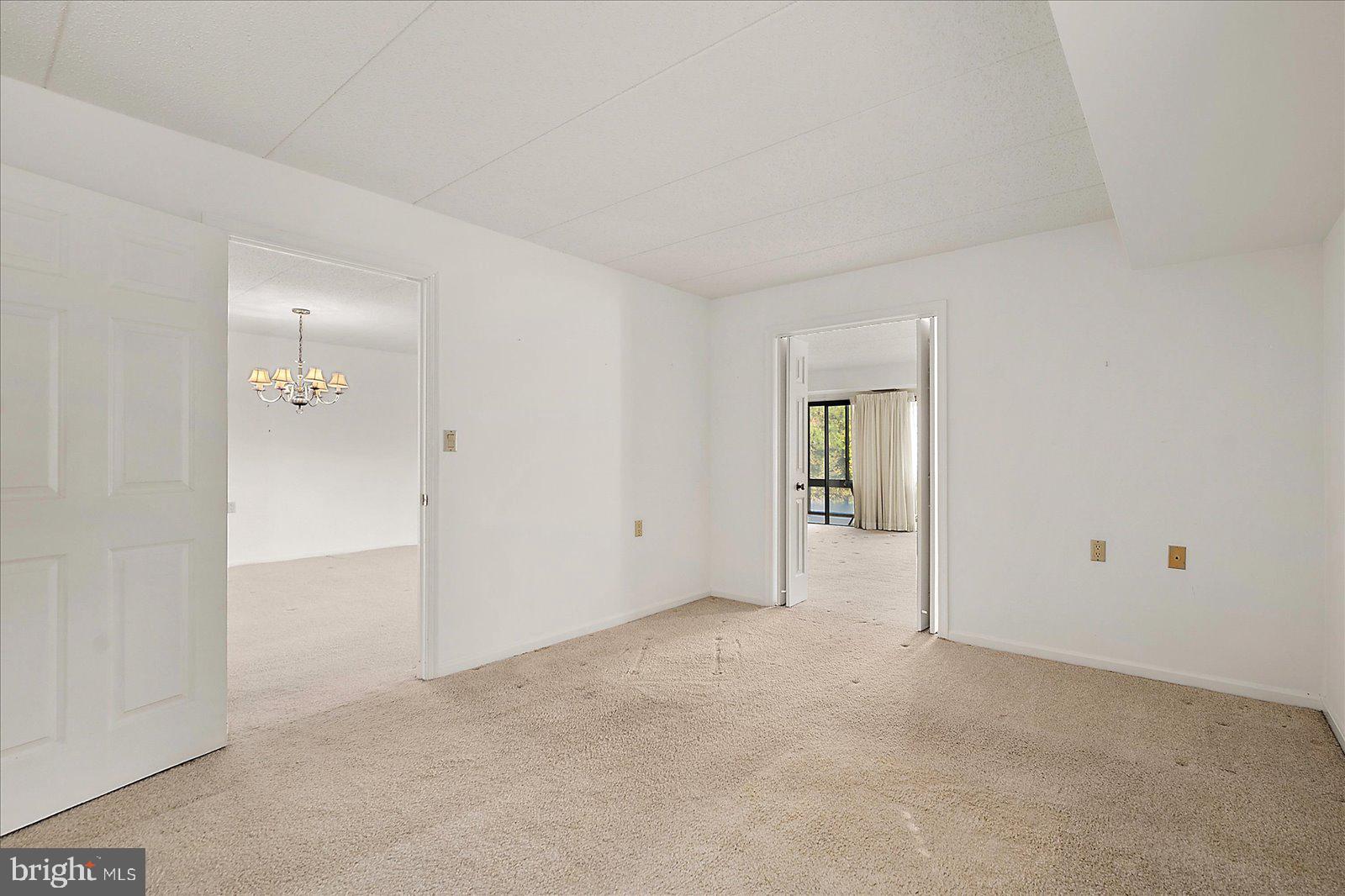 CANAL WOODS III - Residential