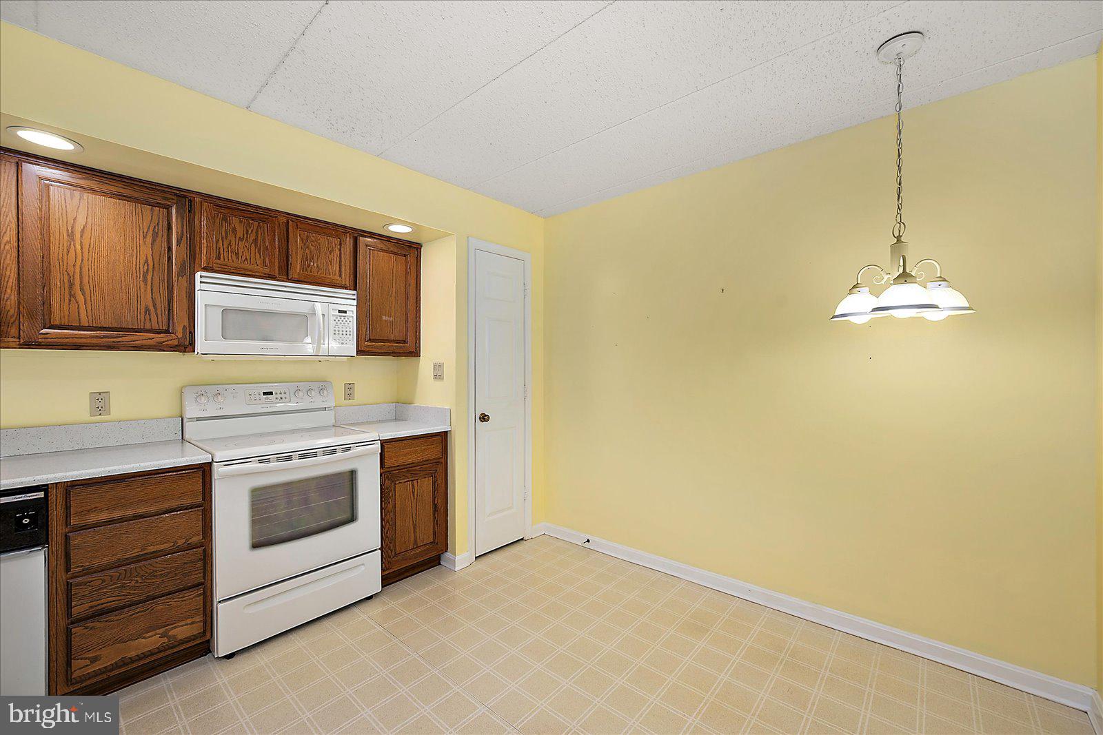 CANAL WOODS III - Residential