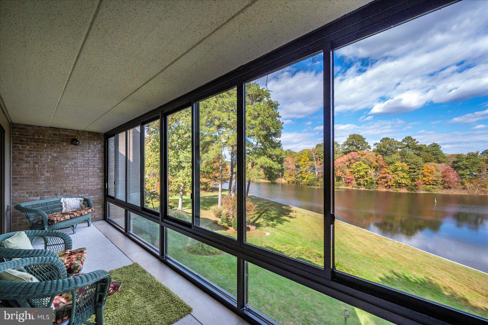 CANAL WOODS III - Residential