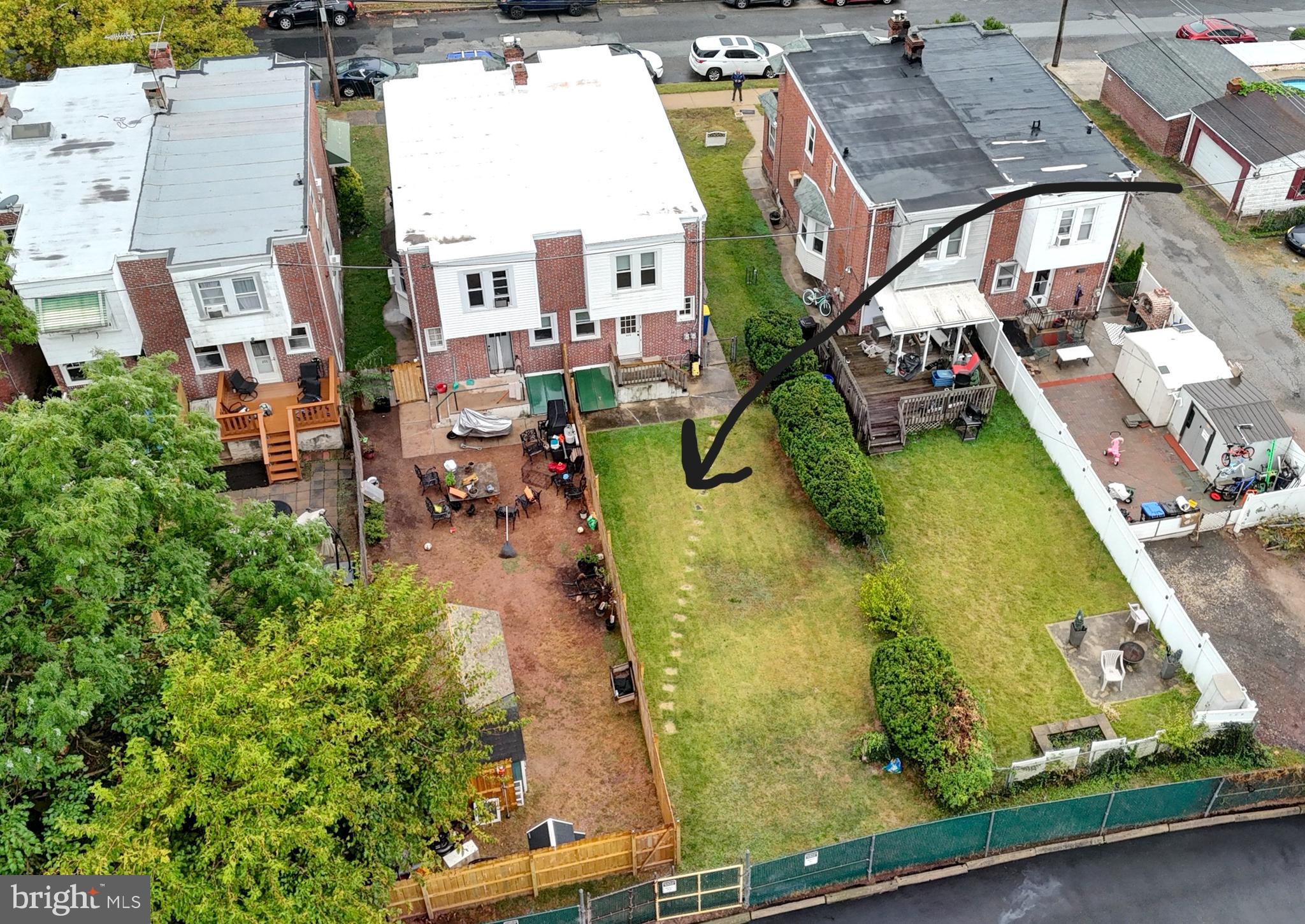 NORRISTOWN - Residential