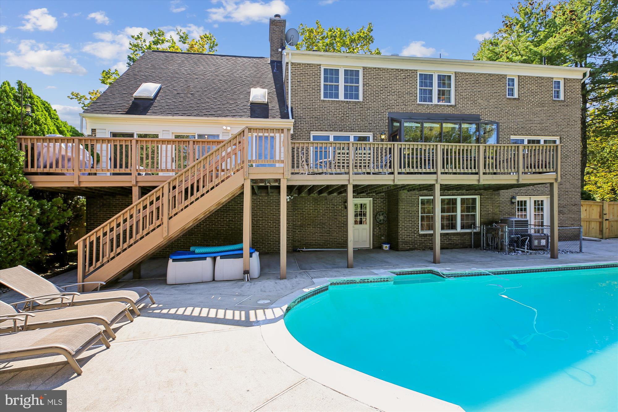 BEDFORDSHIRE - Residential