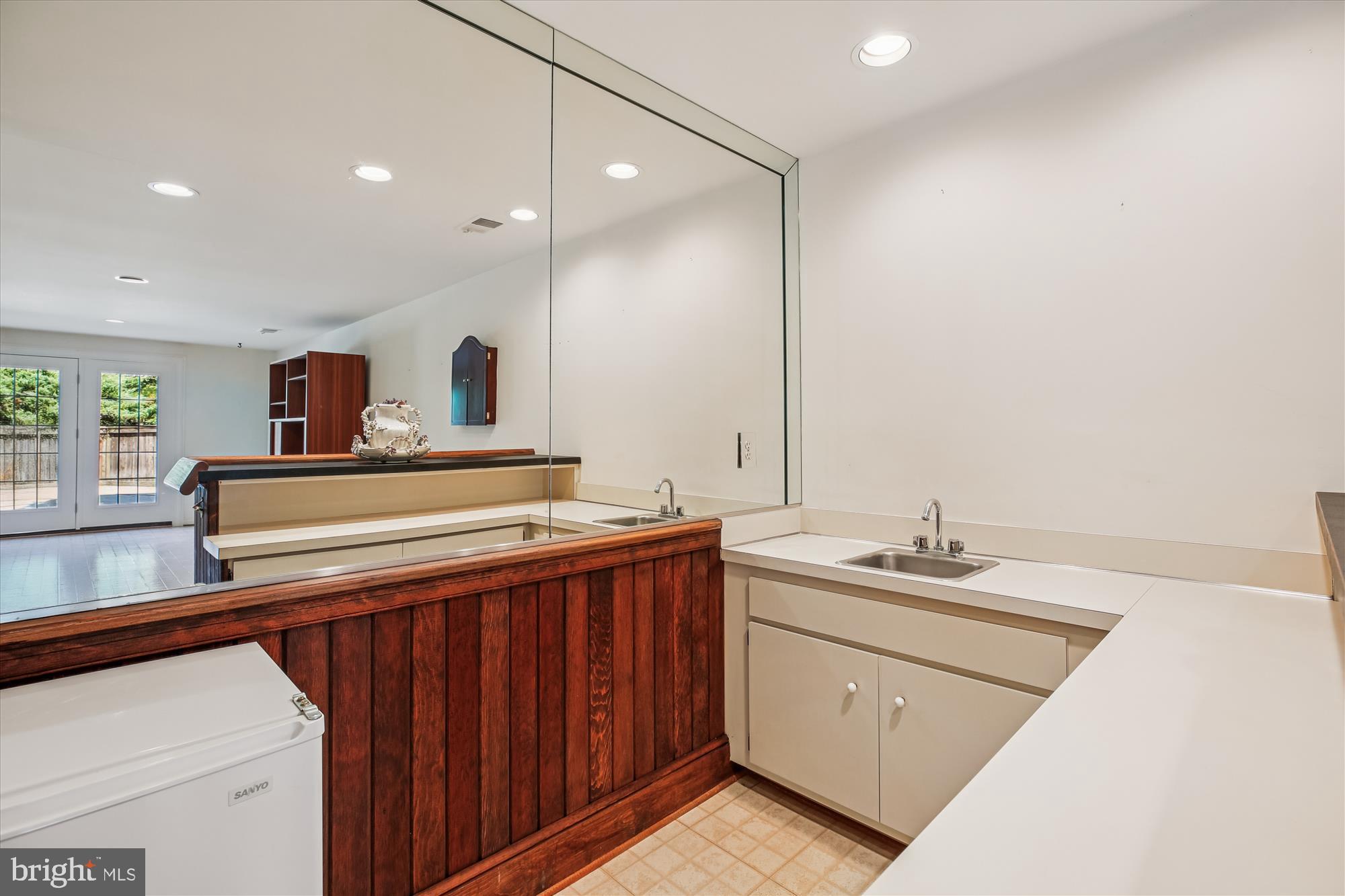 BEDFORDSHIRE - Residential