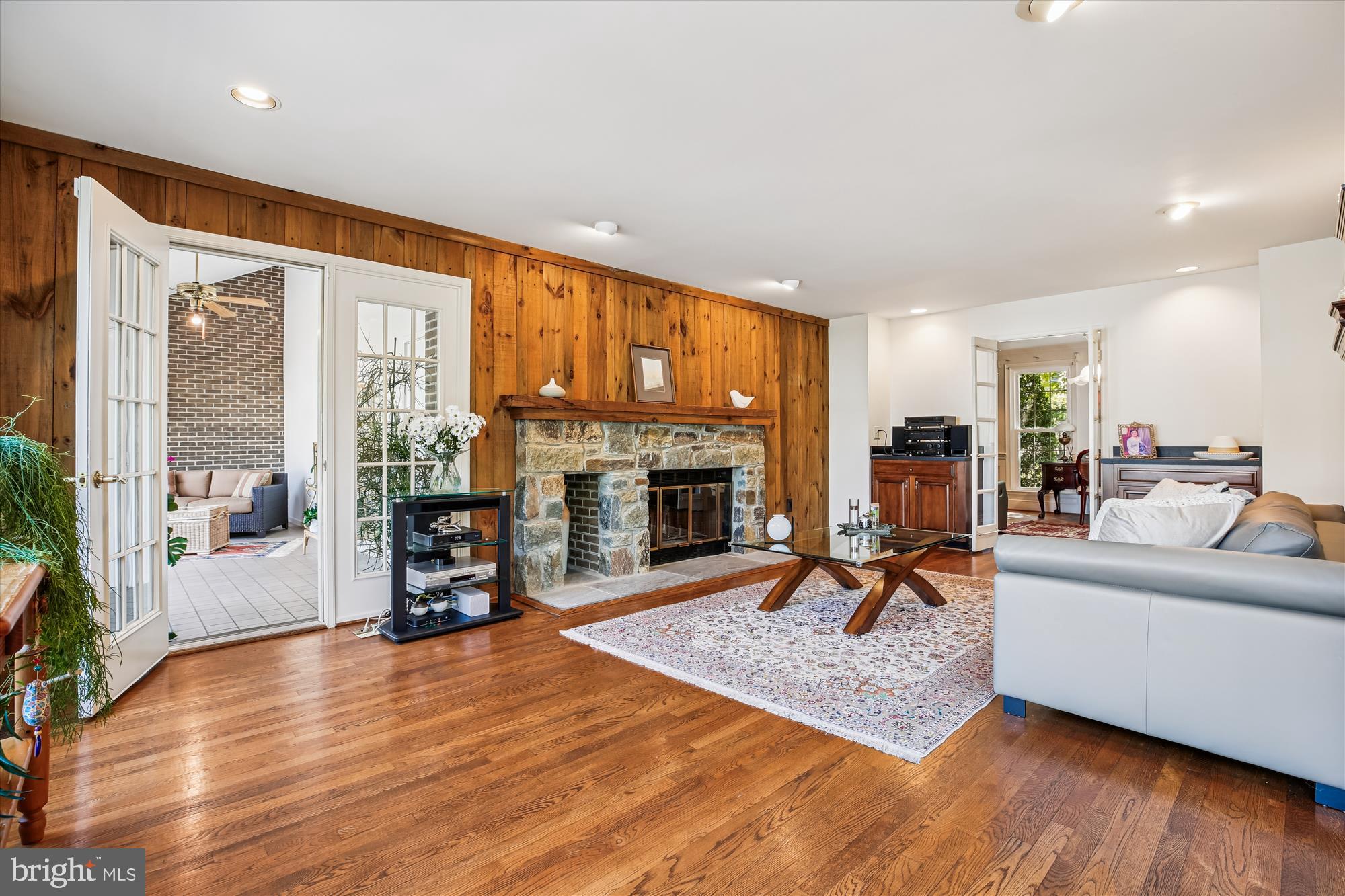 BEDFORDSHIRE - Residential