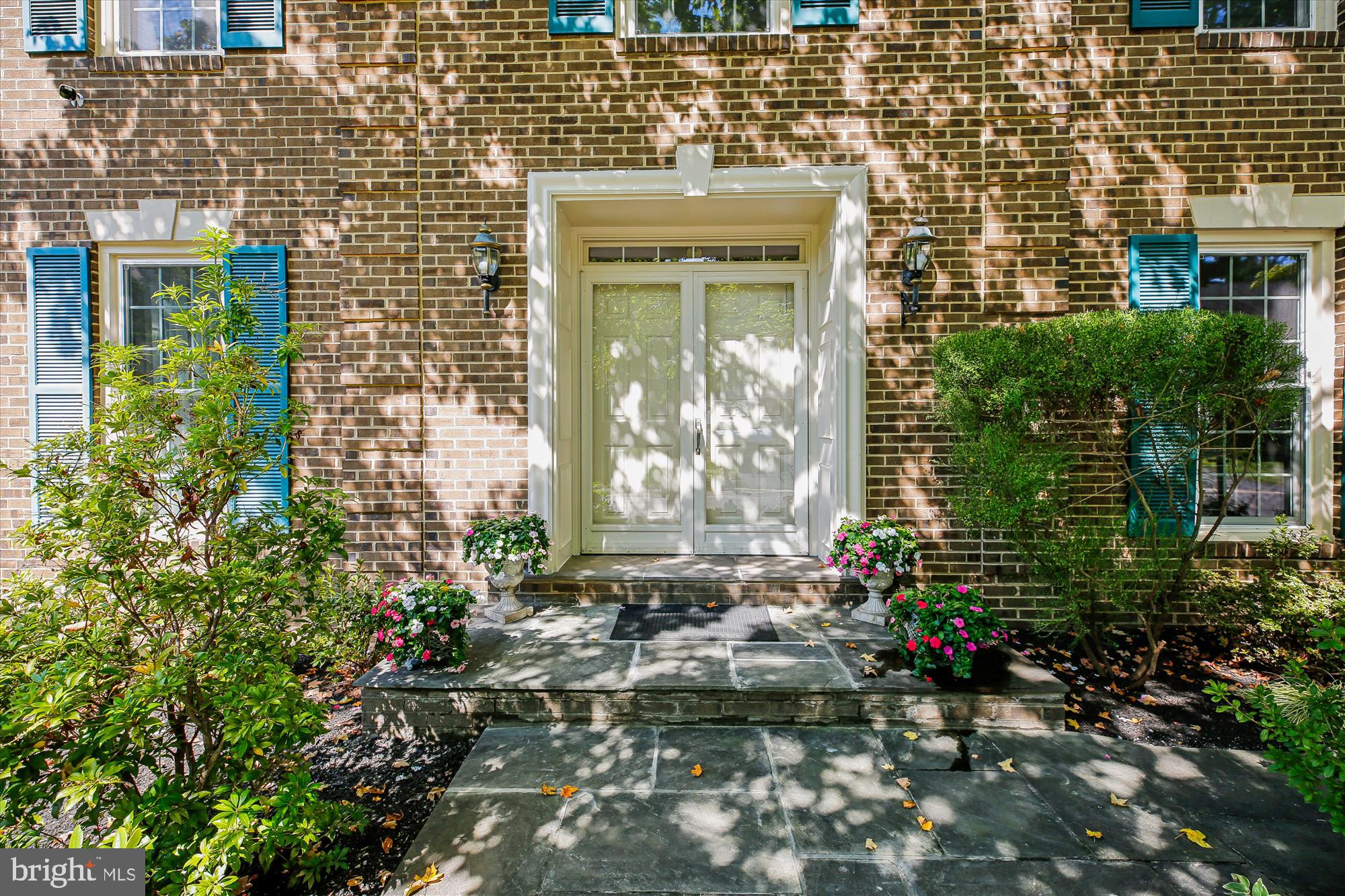 9537 FOX HOLLOW