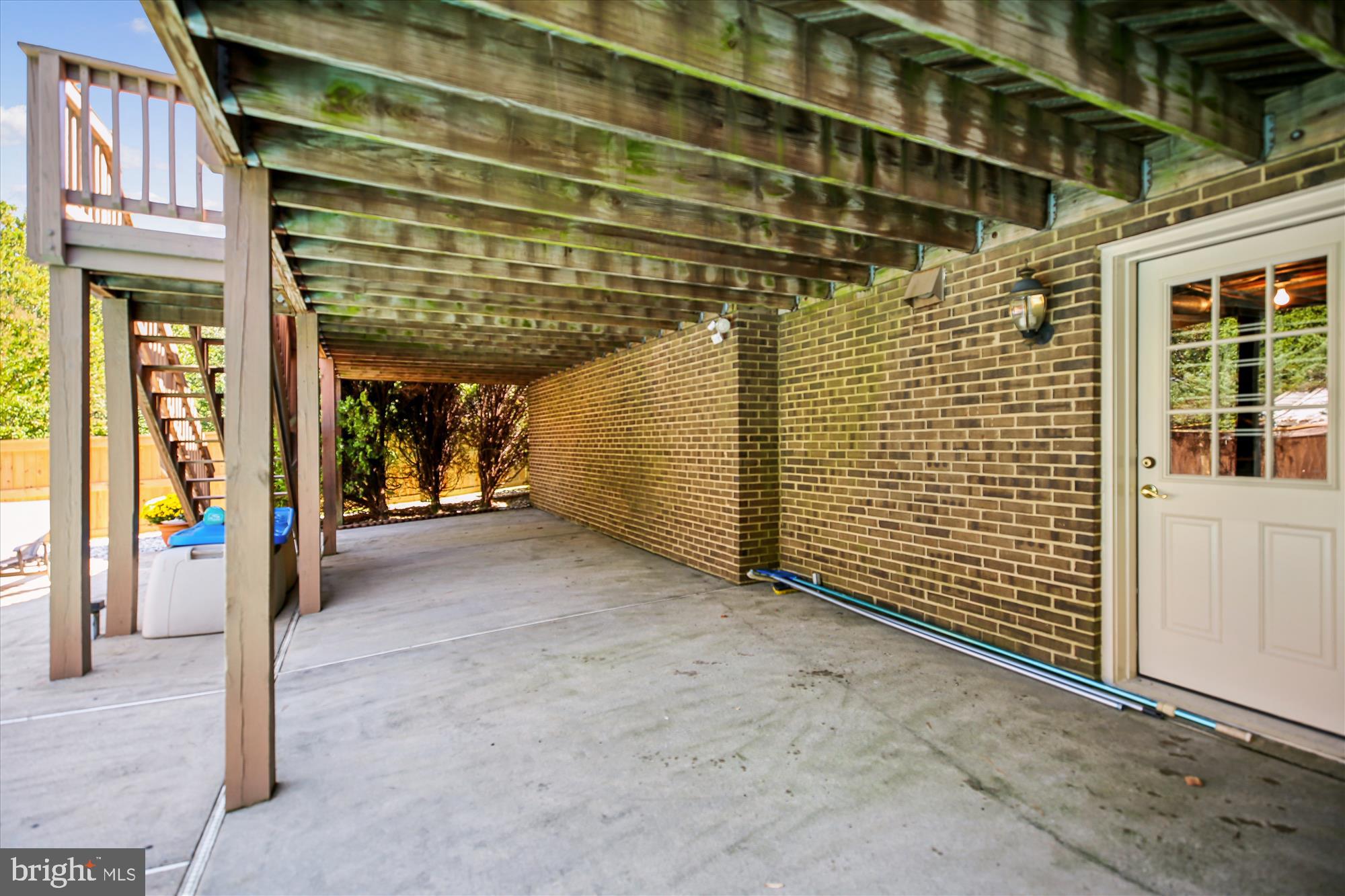 BEDFORDSHIRE - Residential