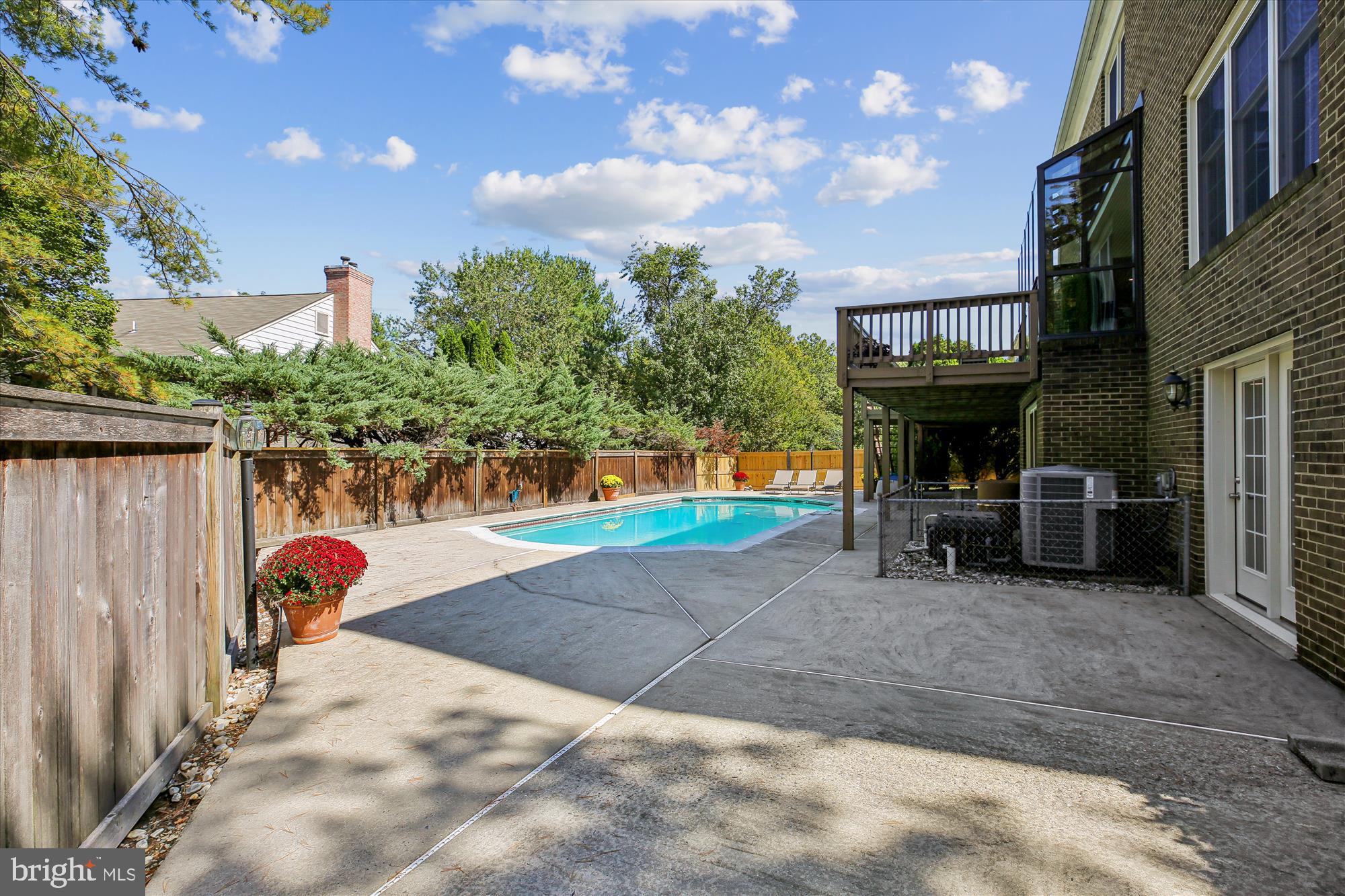 BEDFORDSHIRE - Residential