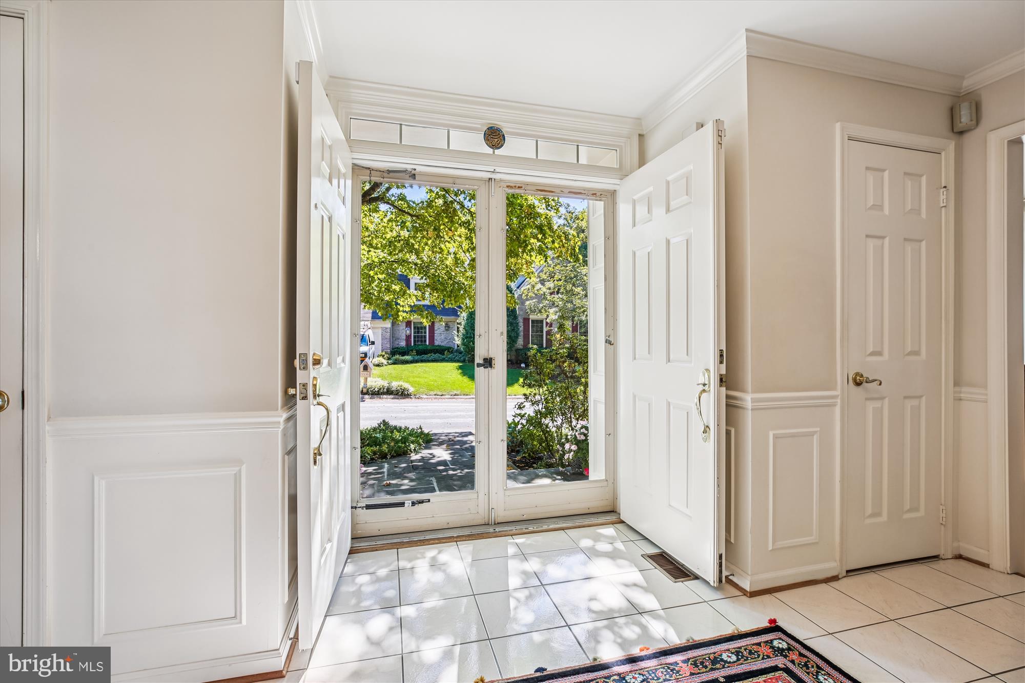 9537 FOX HOLLOW
