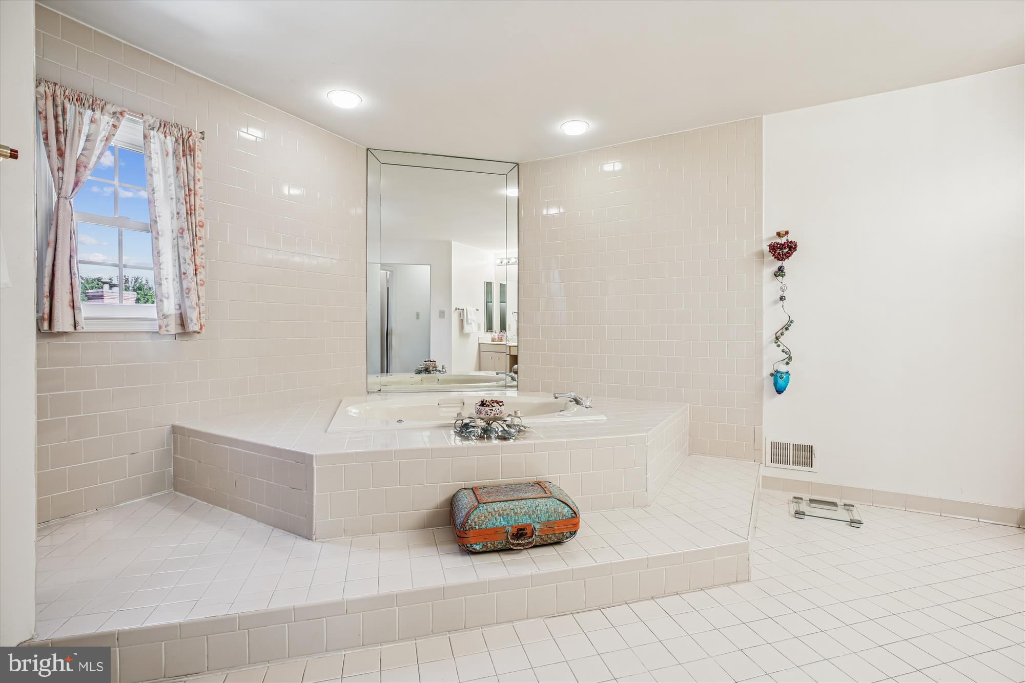 BEDFORDSHIRE - Residential