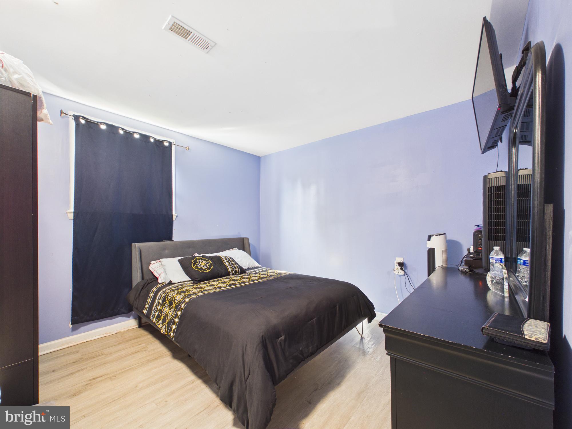 WOODBERRY FOREST - Residential