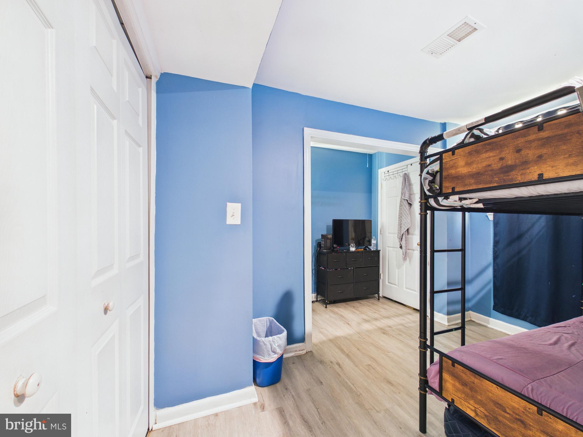 WOODBERRY FOREST - Residential