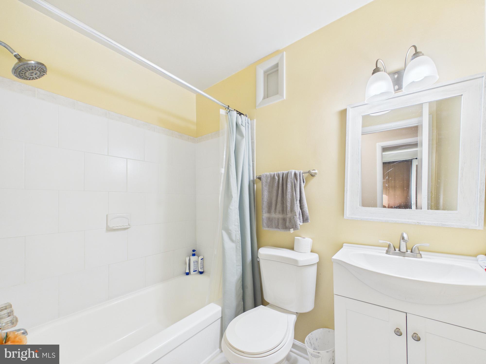 WOODBERRY FOREST - Residential