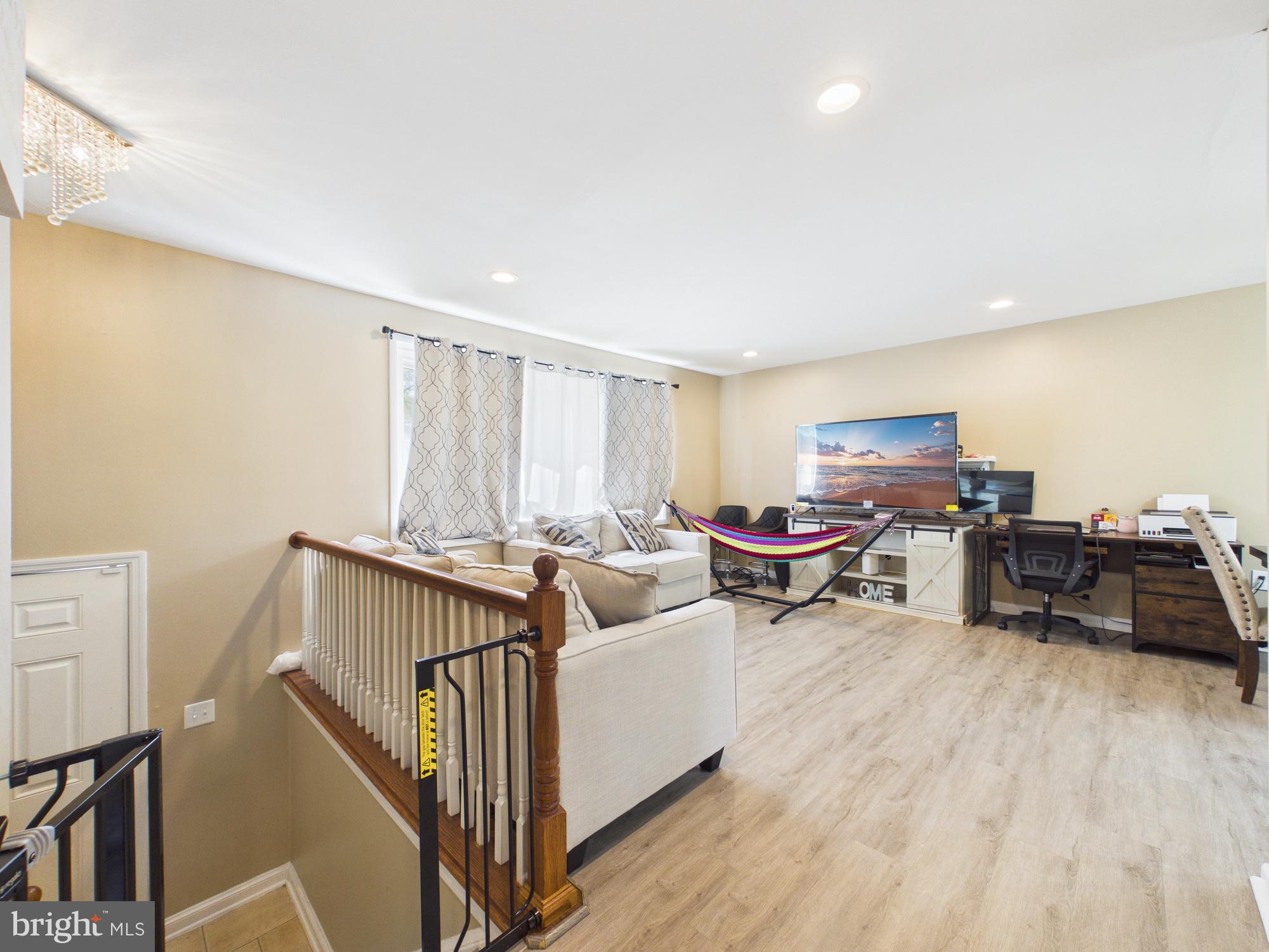 WOODBERRY FOREST - Residential