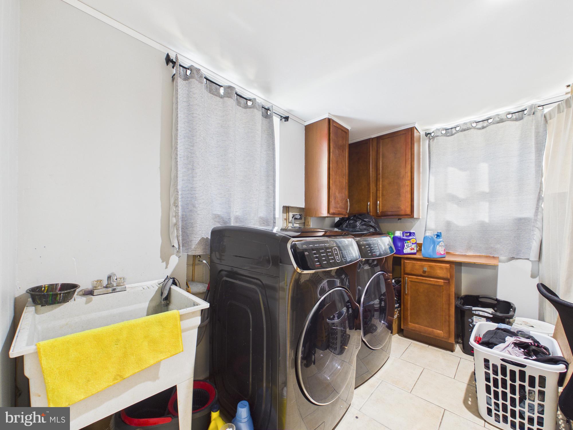 WOODBERRY FOREST - Residential