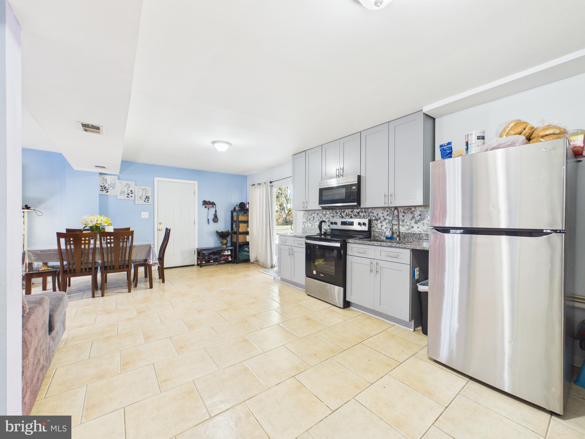 WOODBERRY FOREST - Residential