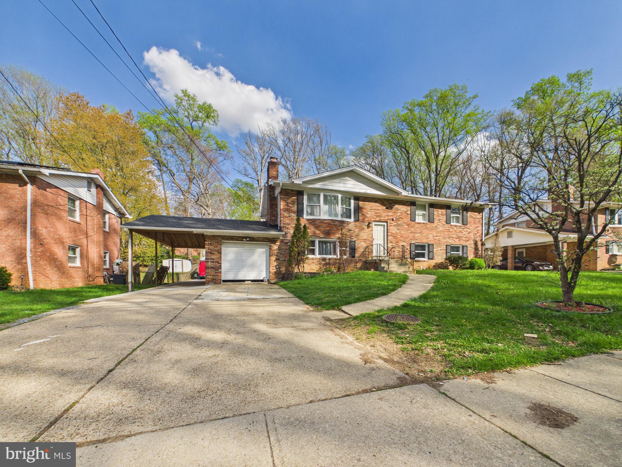 WOODBERRY FOREST - Residential