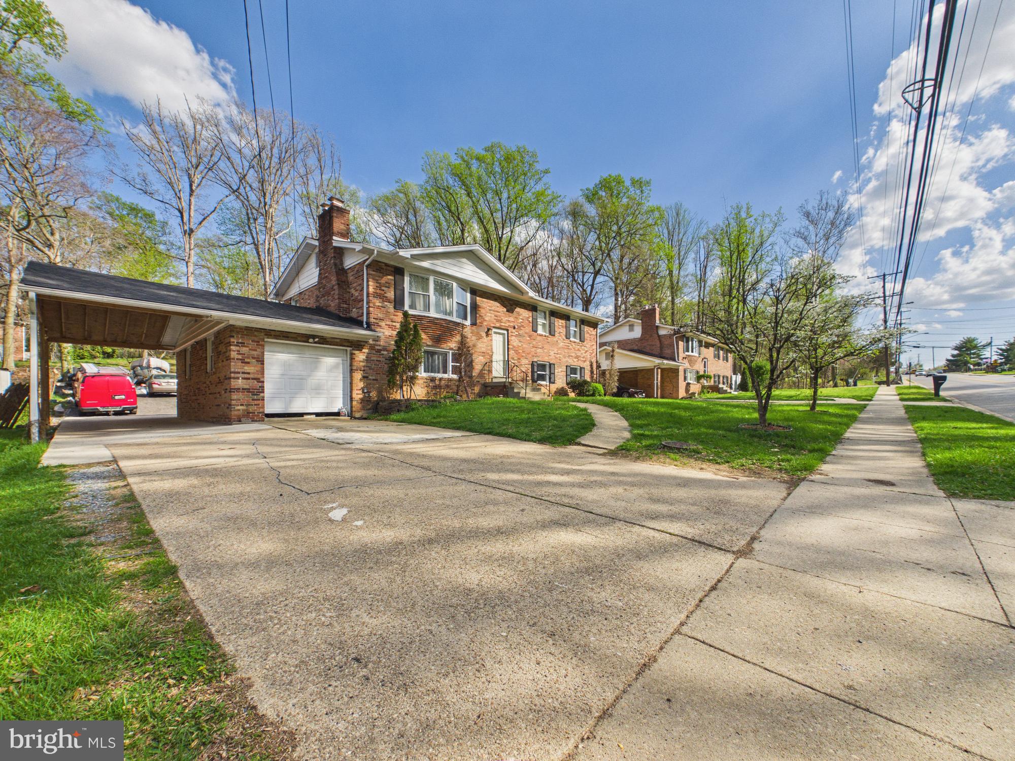 WOODBERRY FOREST - Residential