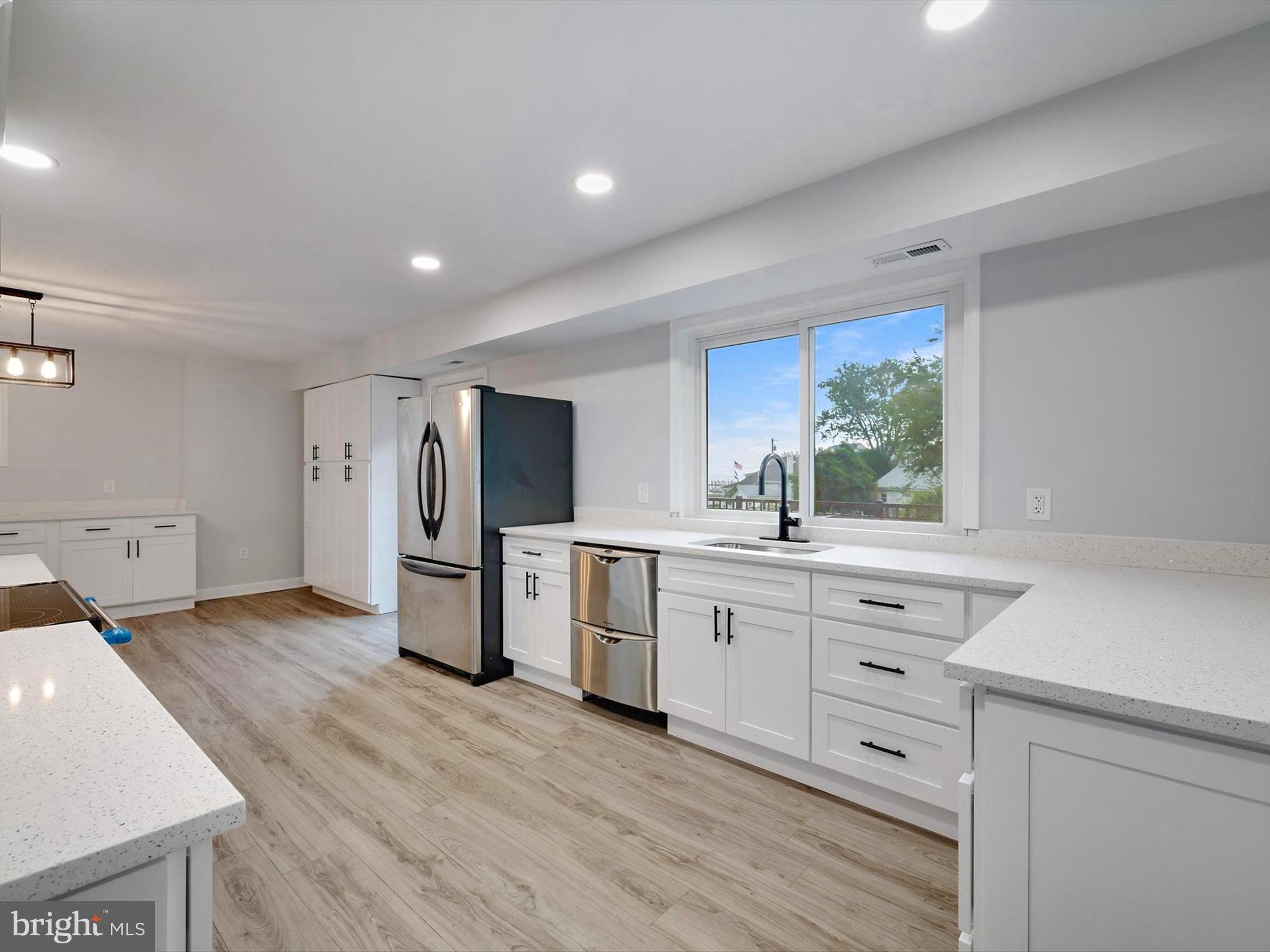 7811 HARBOR ROAD