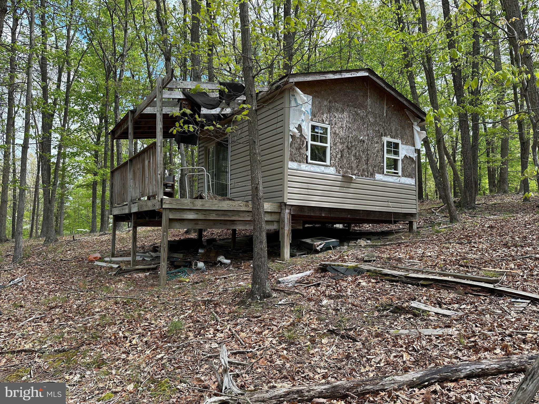 CACAPON MOUNTAIN RETREAT - Land