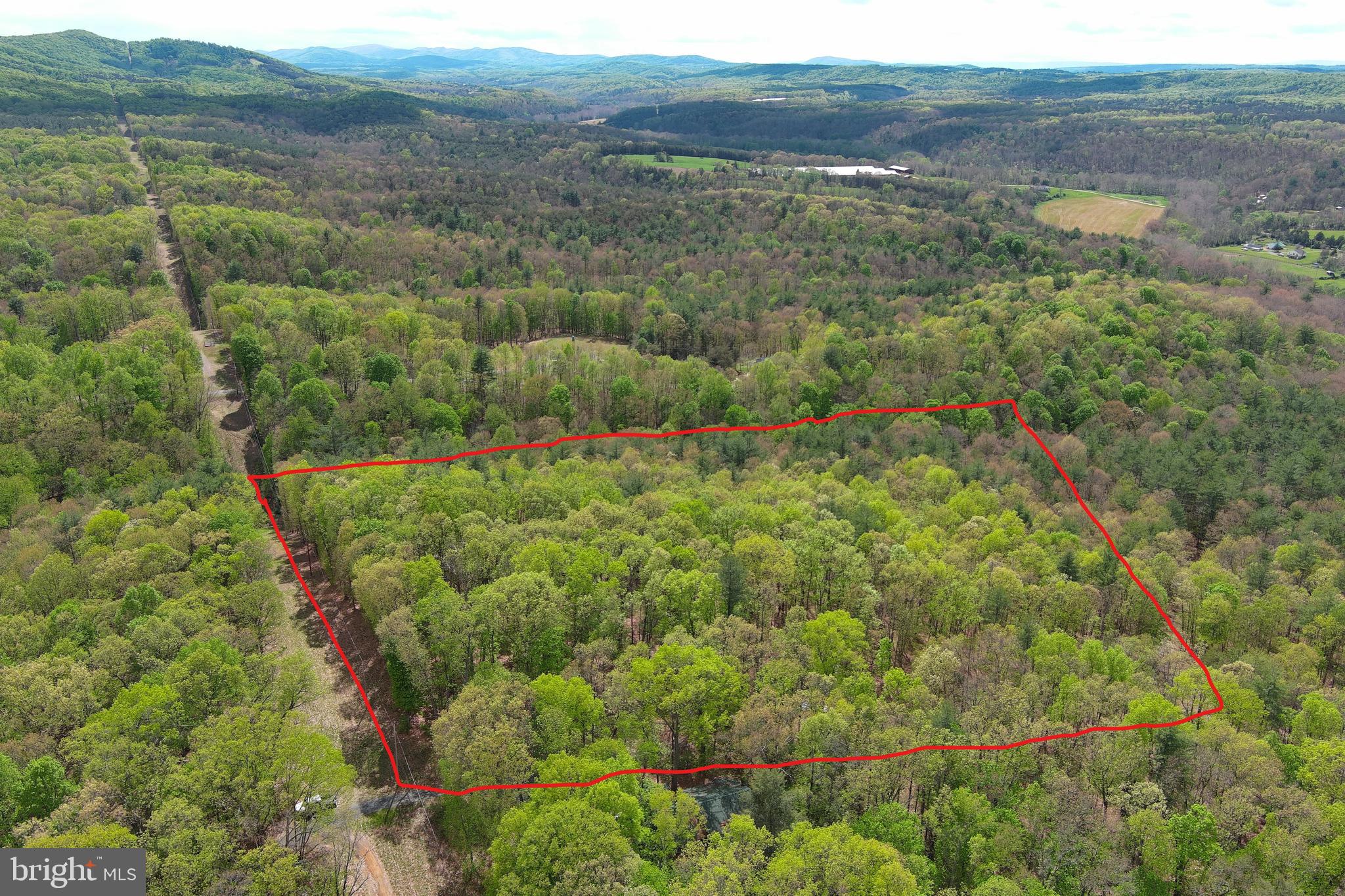 CACAPON MOUNTAIN RETREAT - Land